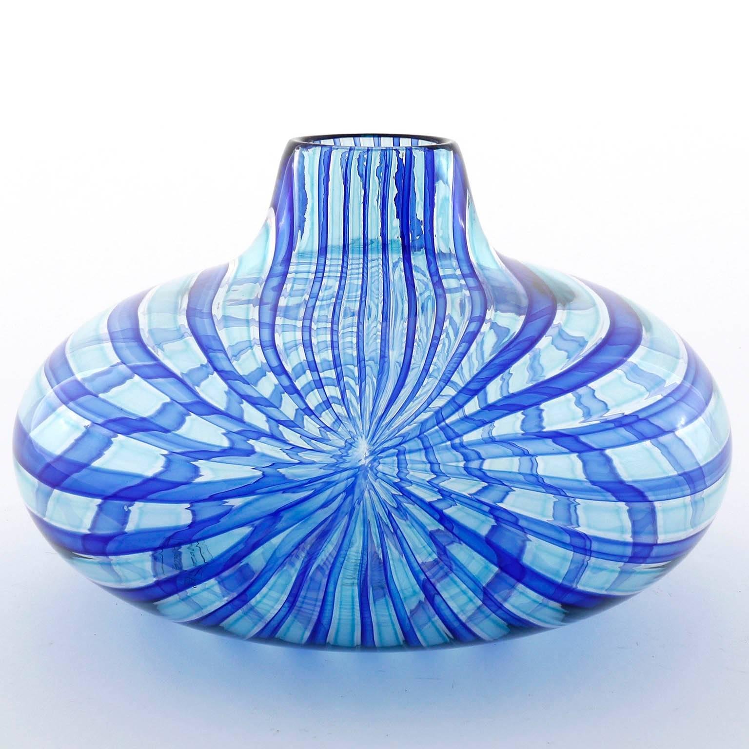 Modern Blue Glass Vase 'Samarcanda' Lino Tagliapietra Effetre International, Italy 1986