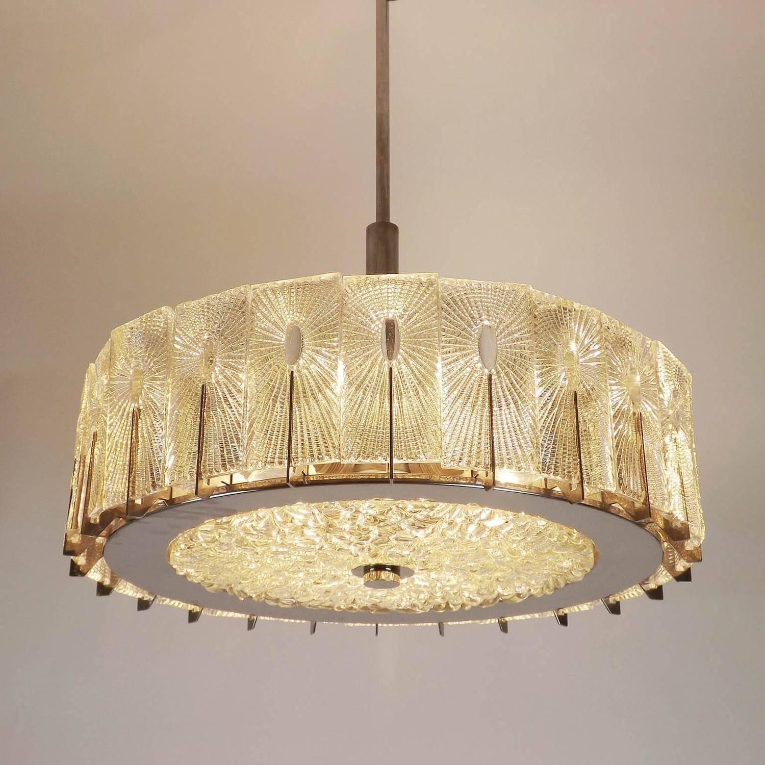 Mid-20th Century Chandelier by Rupert Nikoll, Textured Glass and Nickel, 1960 For Sale