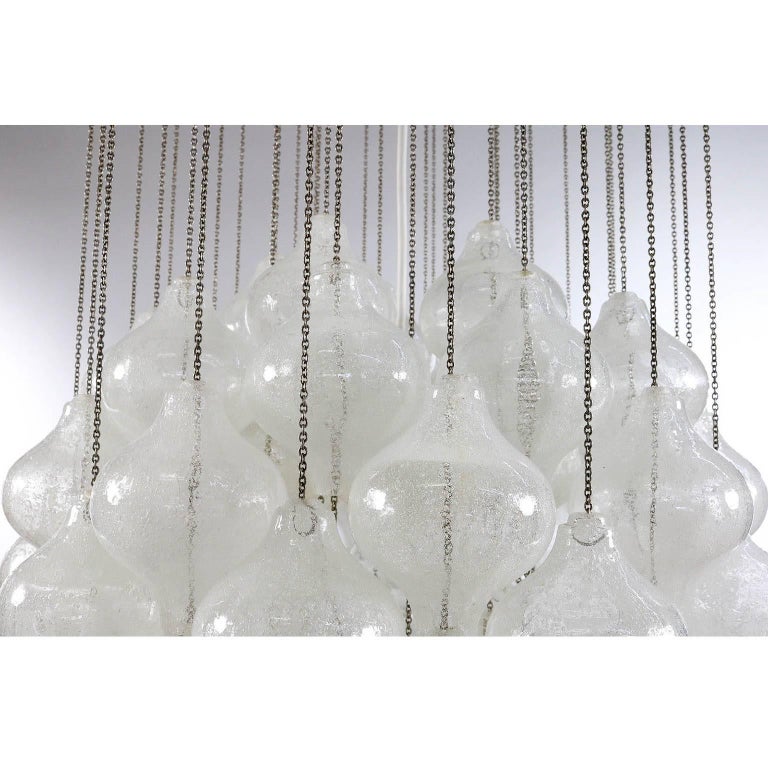 Late 20th Century Kalmar 'Tulipan' Chandelier Pendant Light, Blown Glass, 1970, One of Two For Sale