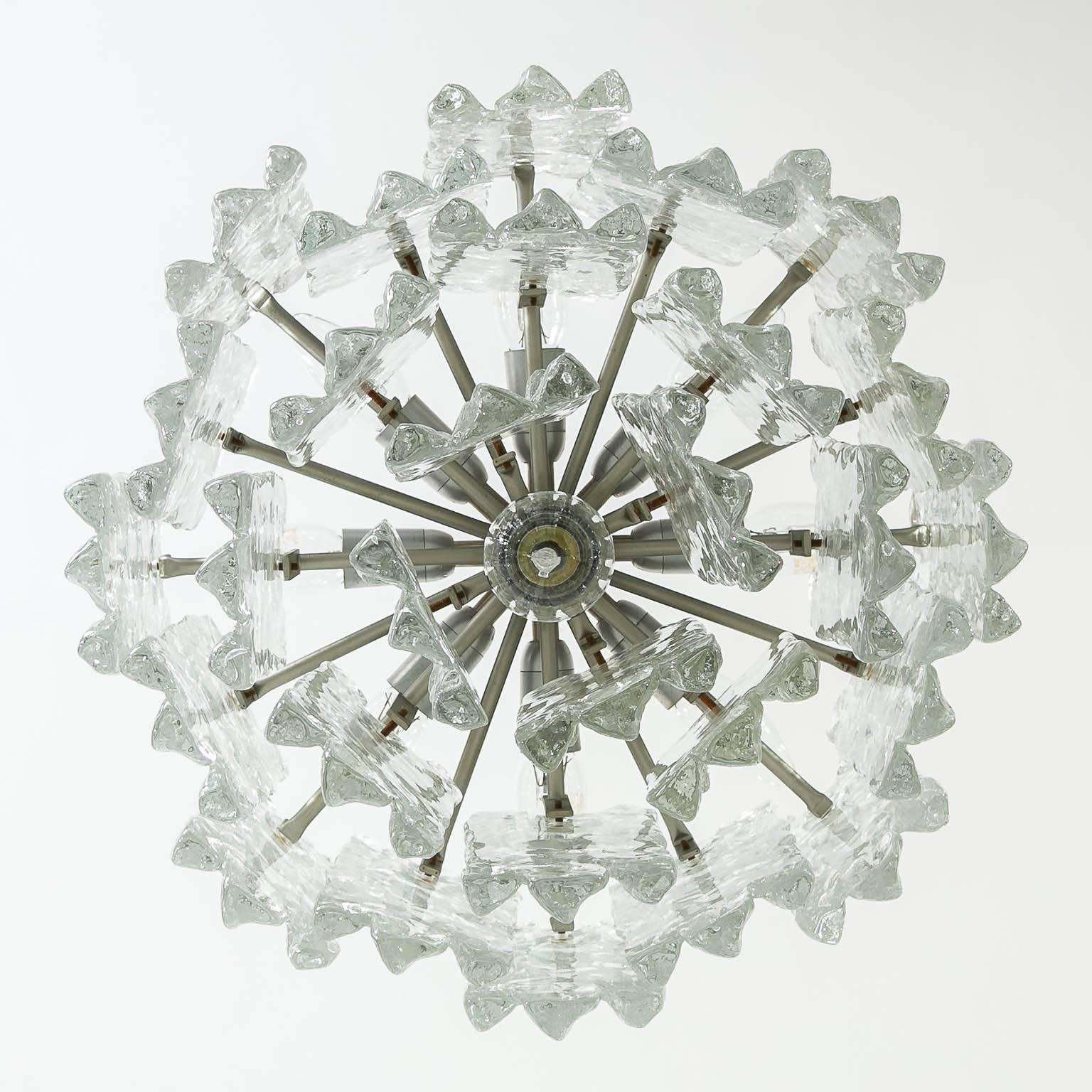 Kalmar Ice Glass Chandelier, 1970, 1 of 2 In Good Condition For Sale In Hausmannstätten, AT