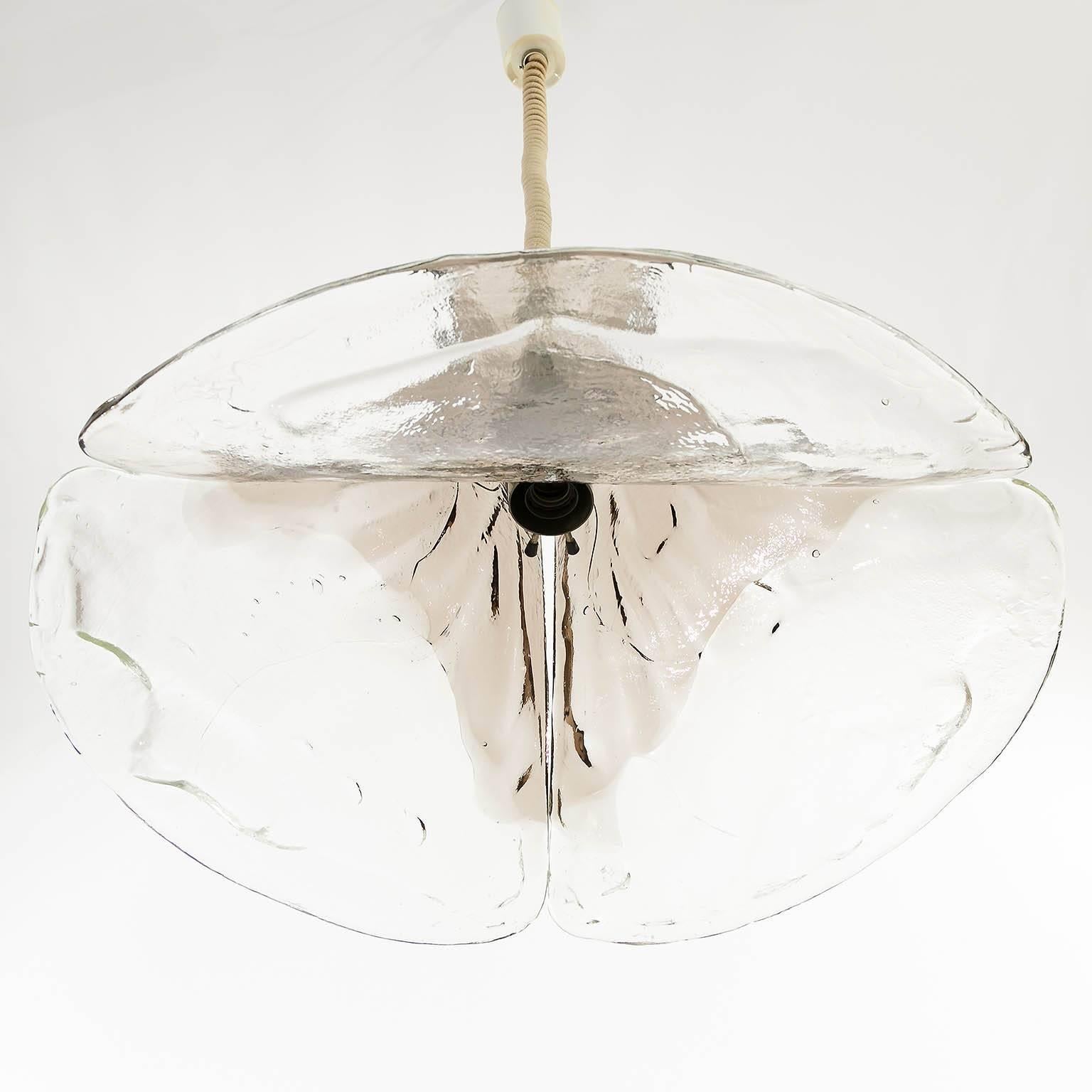 Italian Pendant Light by Carlo Nason for Mazzega, 1970s In Good Condition For Sale In Hausmannstätten, AT