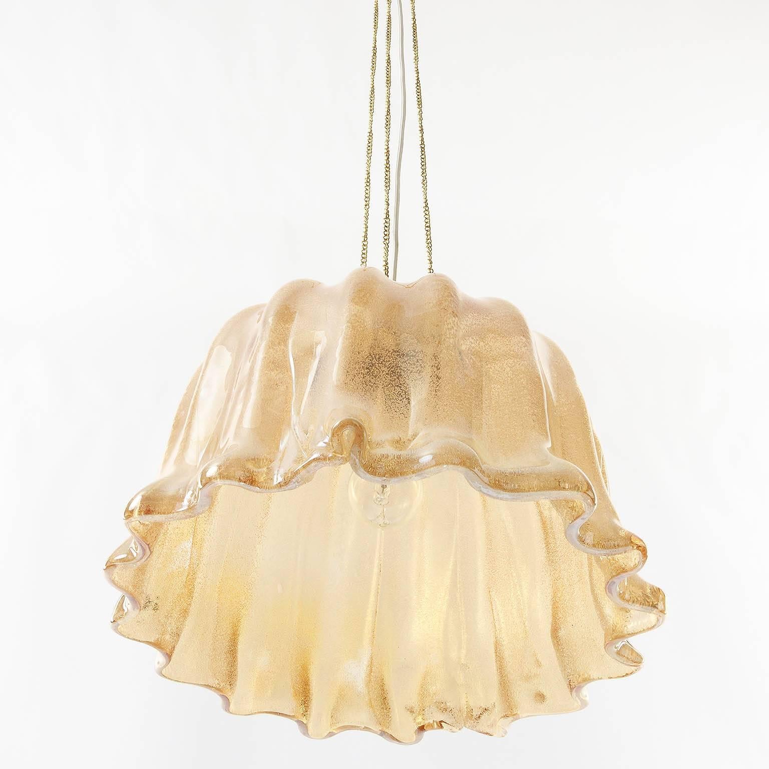 Italian Barovier (attr.) Pendant Light, Amber Tone Murano Glass, 1970