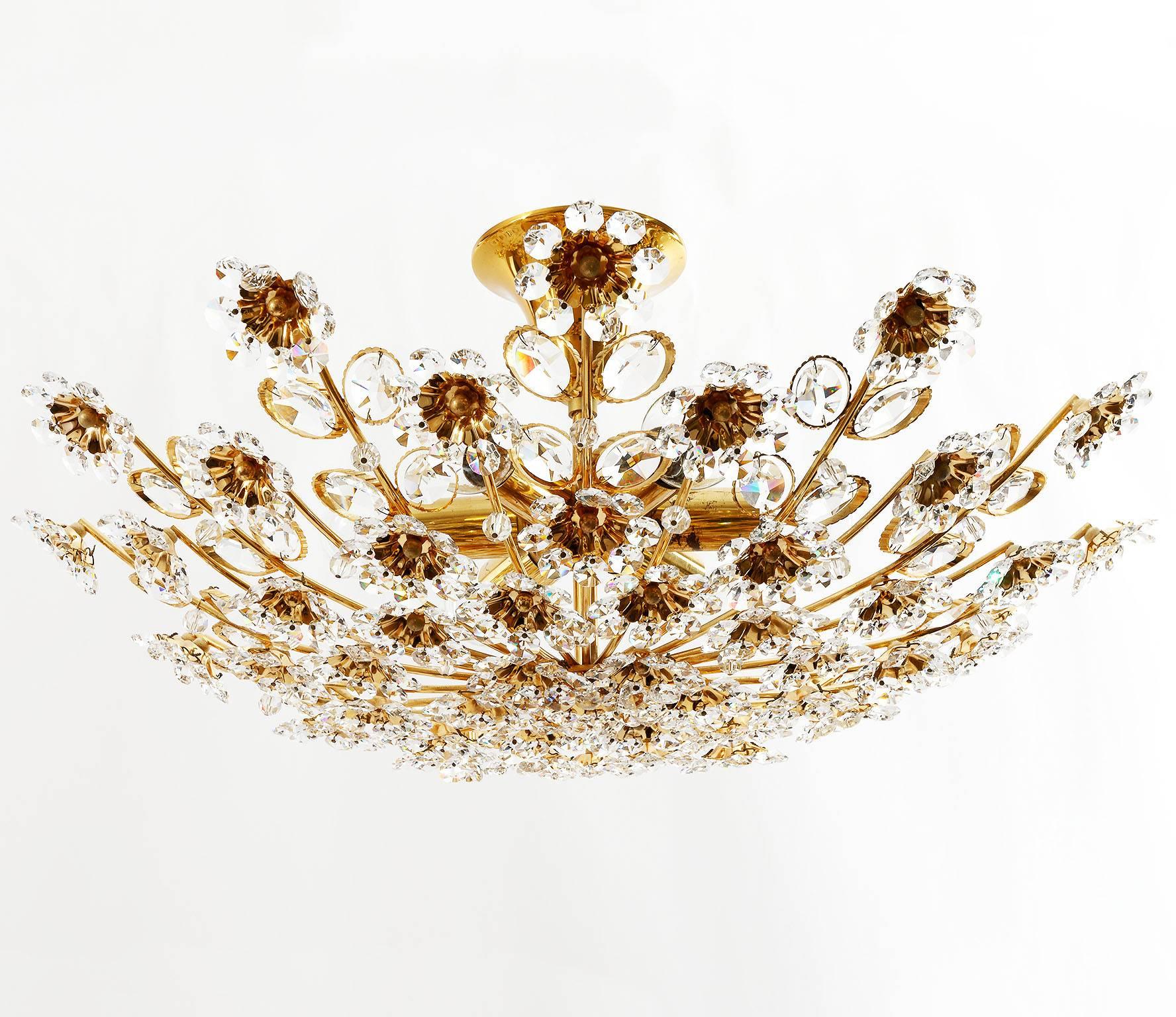 Palwa Light Fixture, Gilt Brass and Crystal, 1960s In Excellent Condition In Hausmannstätten, AT