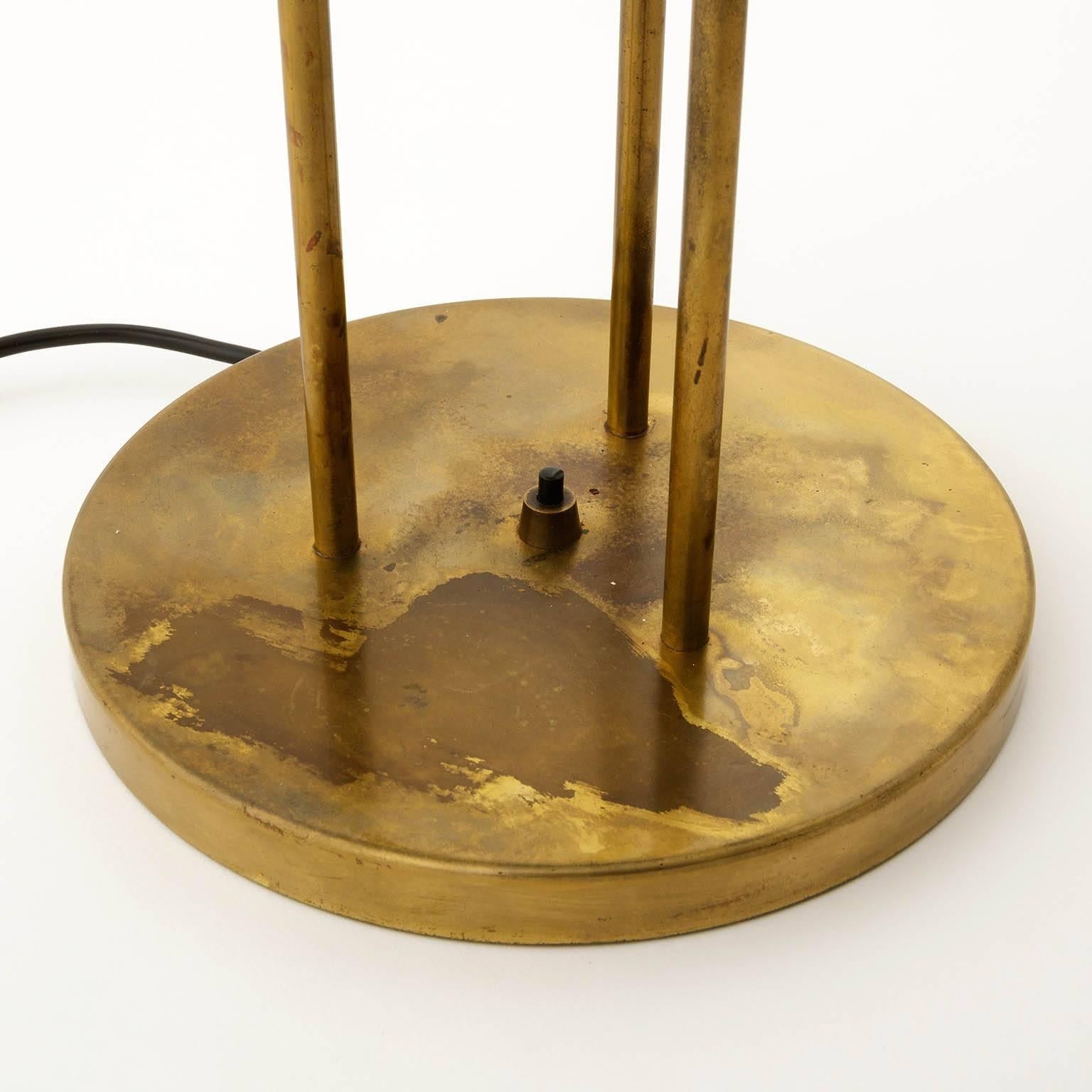 Lacquered Table Lamp PH5 by Poul Henningsen for Louis Poulsen, Patinated Brass, 1960s