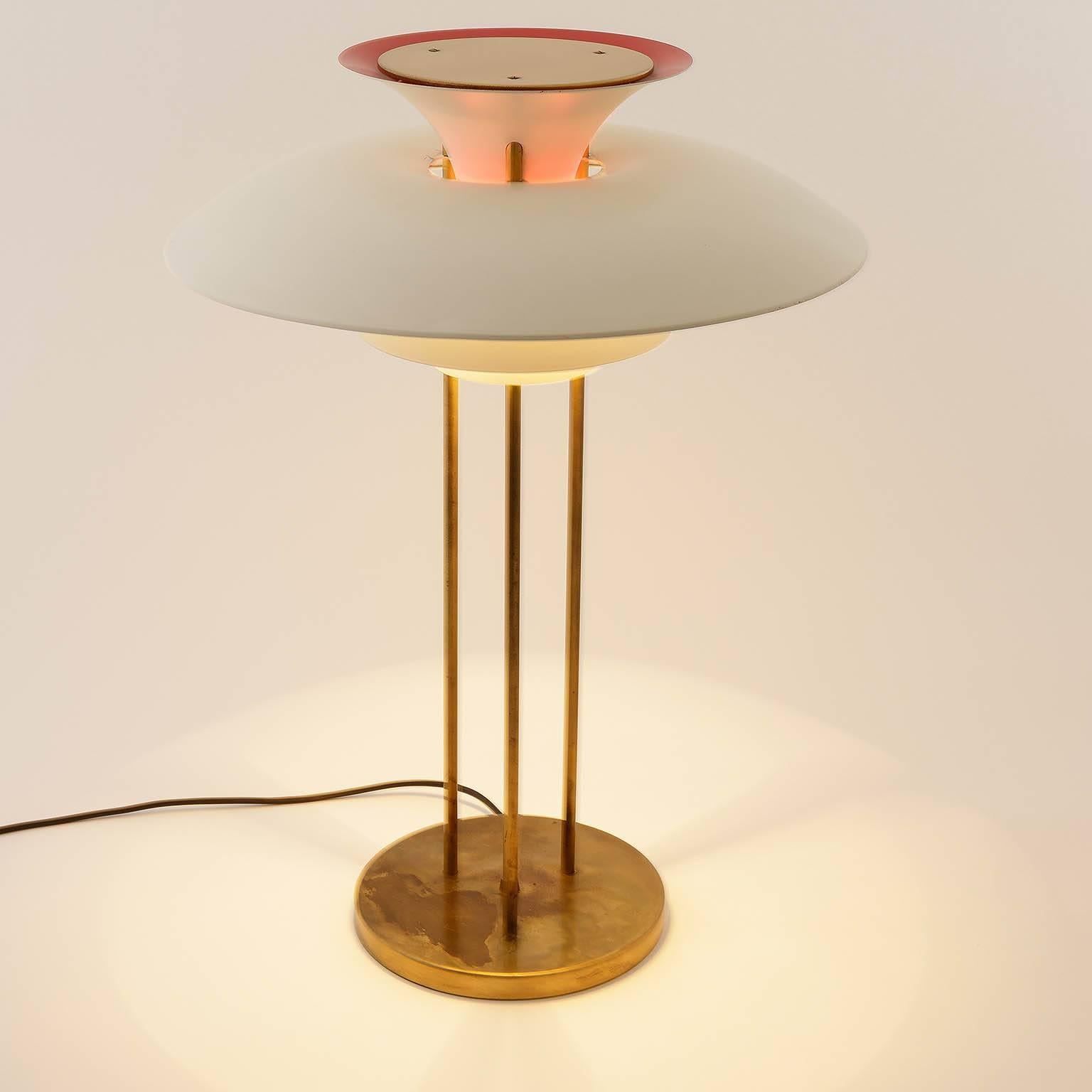 Mid-20th Century Table Lamp PH5 by Poul Henningsen for Louis Poulsen, Patinated Brass, 1960s