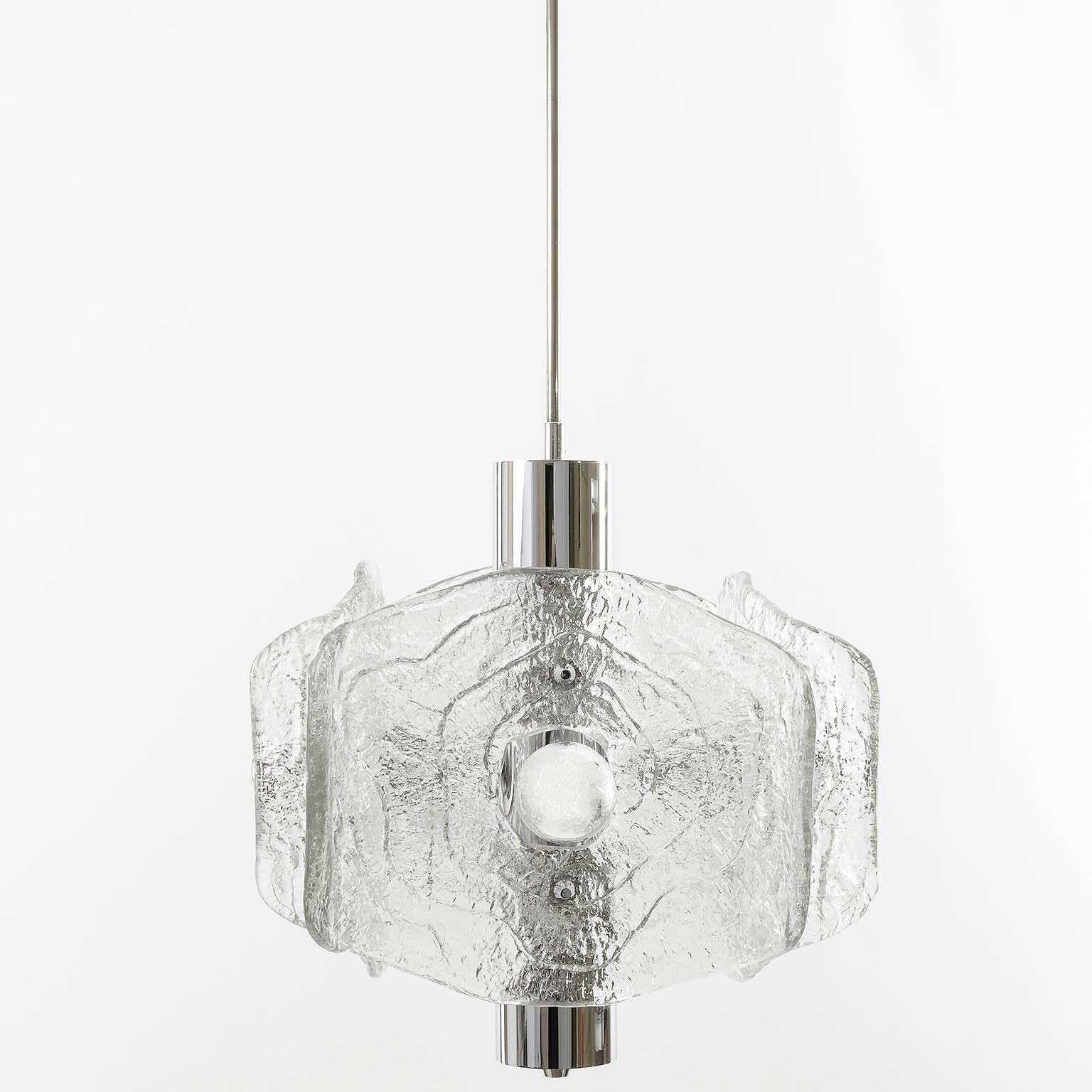 Mid-Century Modern Chandelier, Chrome and Murano Glass, 1970s In Good Condition For Sale In Hausmannstätten, AT
