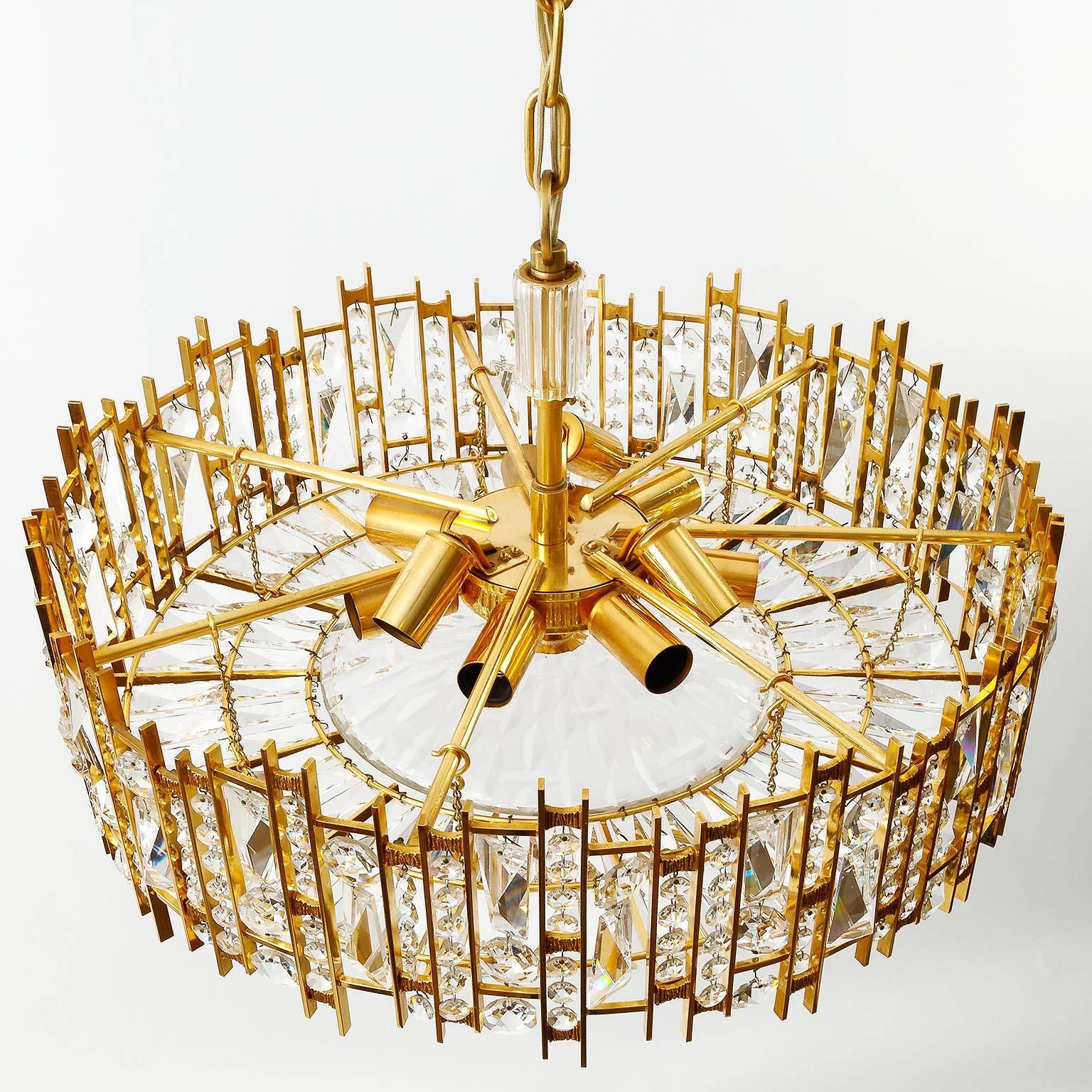 Palwa Chandelier Pendant Light, Gilt Brass and Crystal Glass, 1970 In Excellent Condition In Hausmannstätten, AT