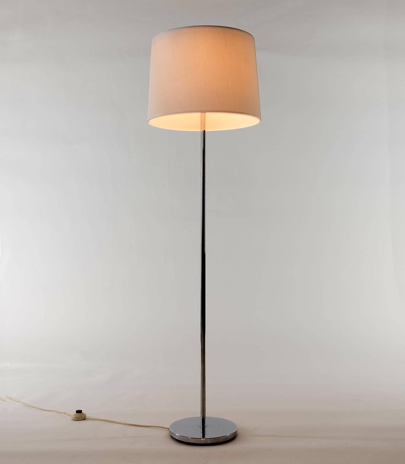 Two Kalmar Floor Lamps, Nickel Chrome, 1960s In Good Condition For Sale In Hausmannstätten, AT