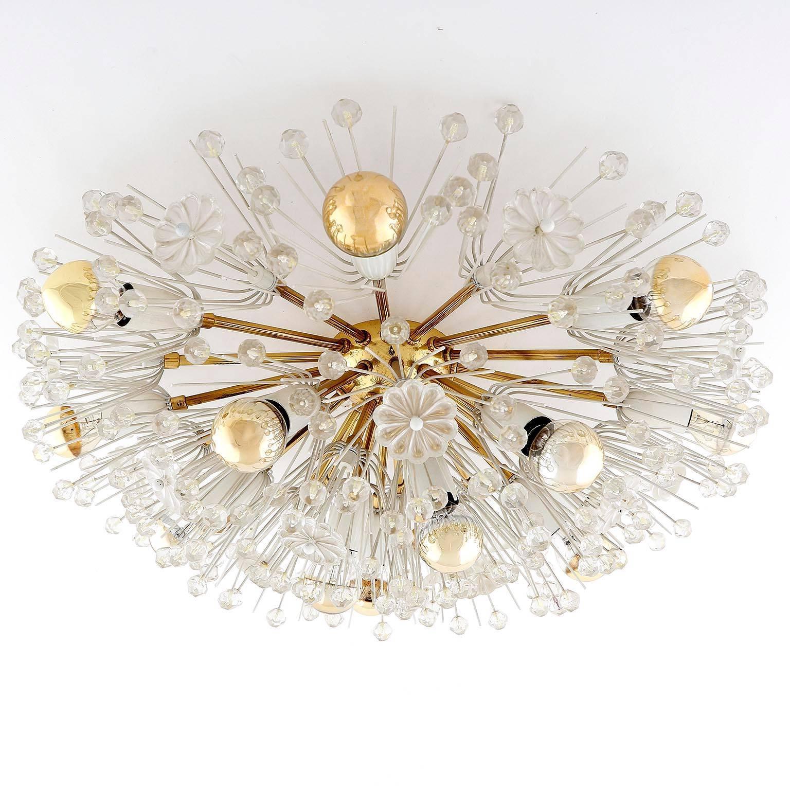 A large and outstanding 1950s Viennese Sputnik / blow ball / snowball light fixture by Emil Stejnar for Rupert Nikoll, Vienna, Austria.
An original vintage piece manufactured in Mid-Century, circa 1950 (1950s-1960s). 
Excellent condition,