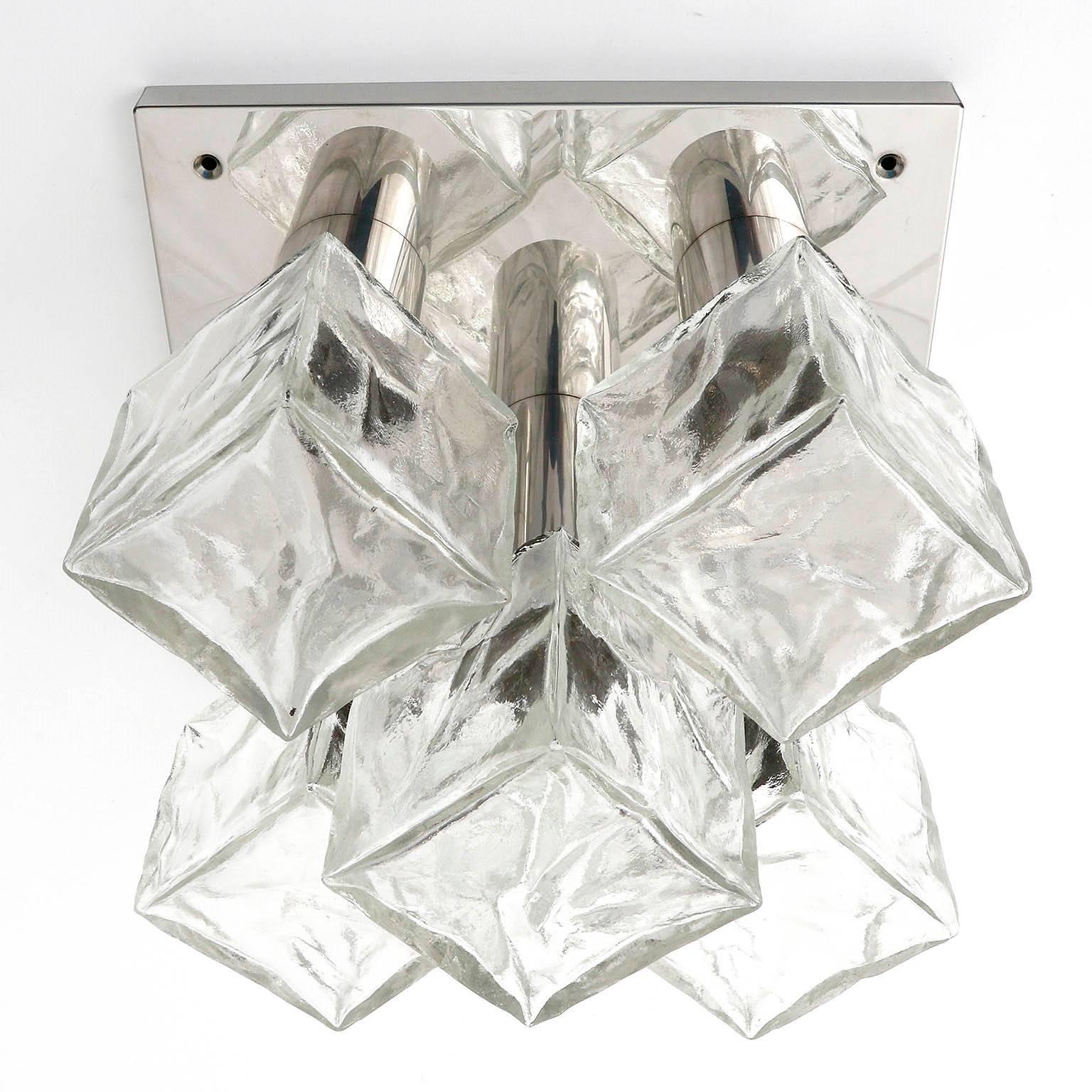 Four Modulare Kalmar Flush Mount Lights or Sconces, Chrome Cast Glass, 1970 In Excellent Condition For Sale In Hausmannstätten, AT