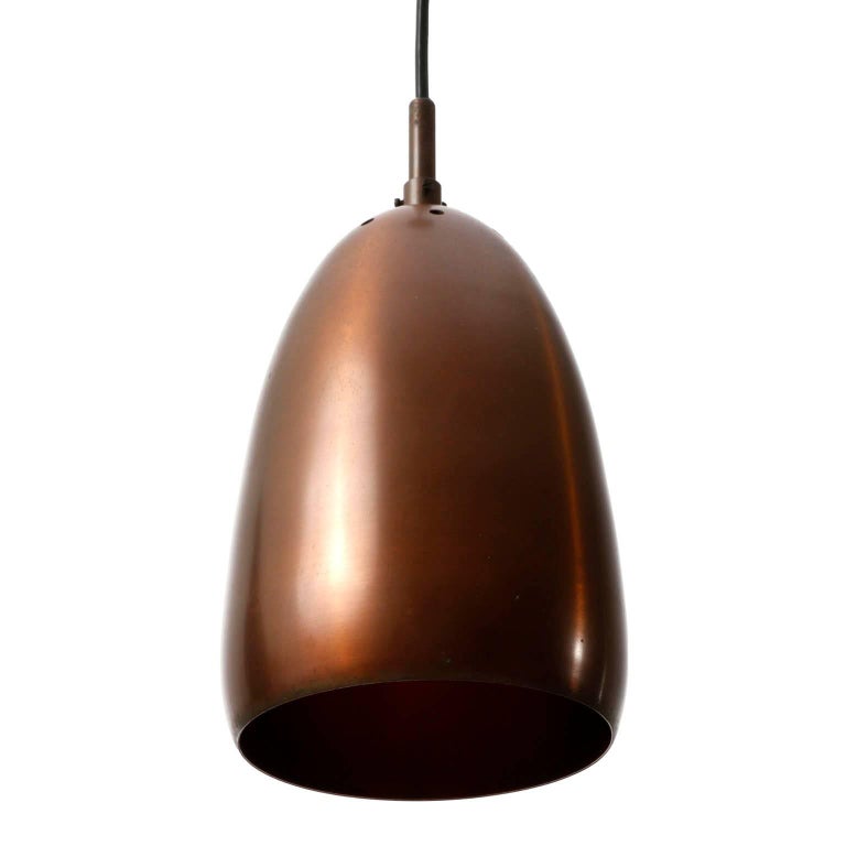 One of Nine Mid-Century Modern Patinated Copper Pendant Lights, 1960 In Good Condition For Sale In Hausmannstätten, AT