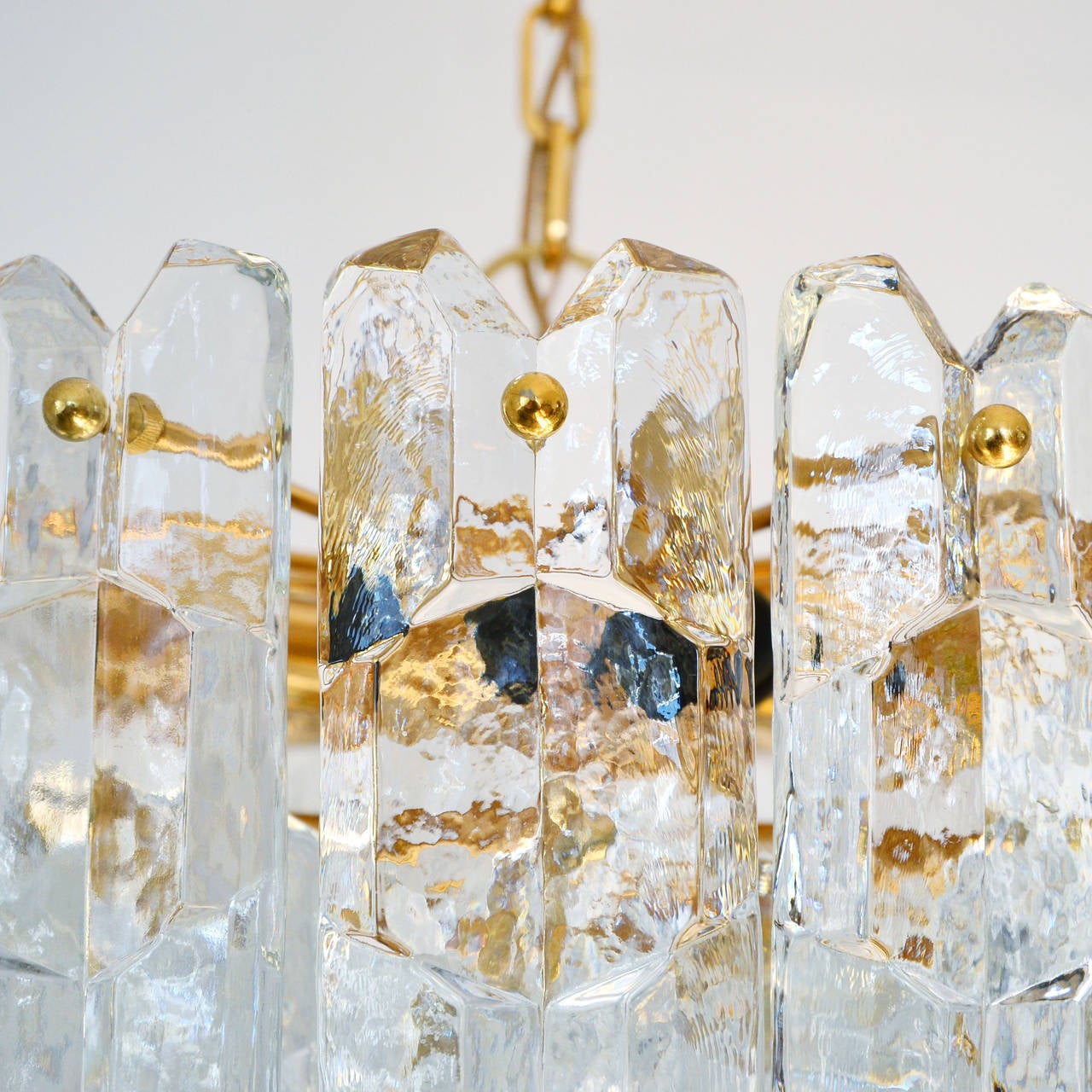 Kalmar Ice Glass Chandelier, Gilt Brass Glass, 1970s For Sale 1