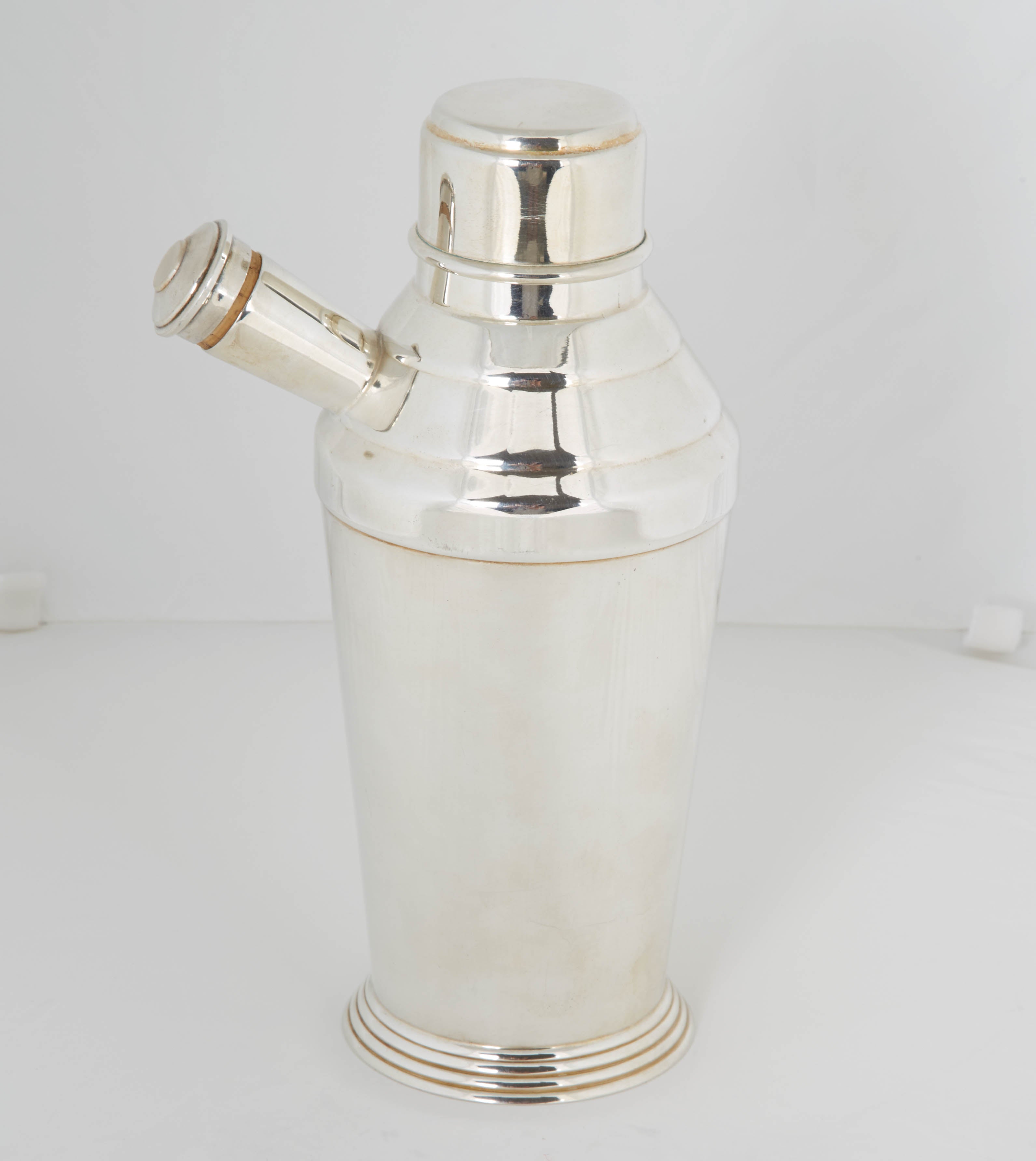 Vintage Cocktail Shaker with Spout For Sale