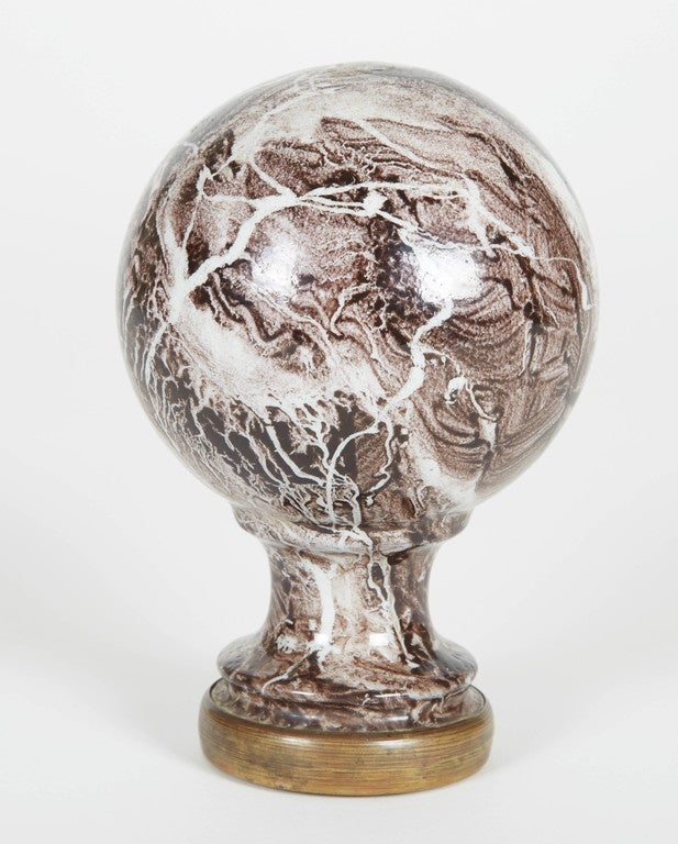 Rare Antique 1850s French Faux Marble Newell Ball In Excellent Condition For Sale In New York, NY