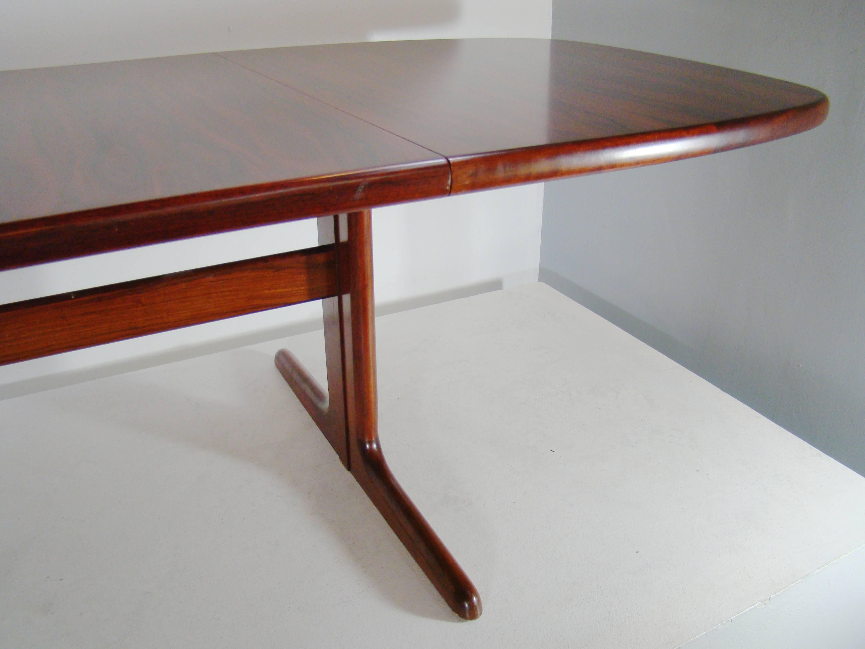 Scandinavian Modern Rosewood Dining Table by Skovby, Denmark