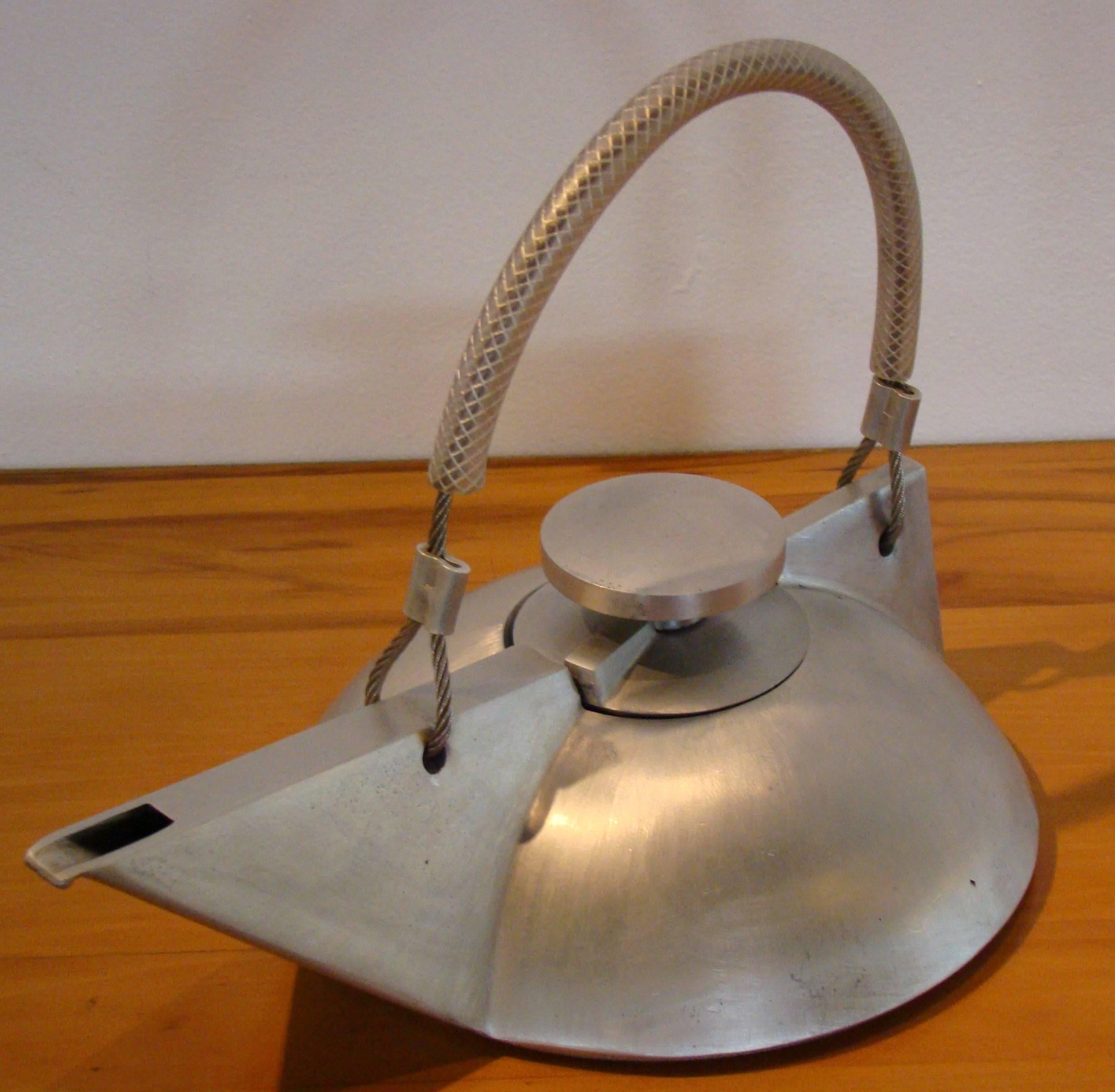 Modernist futuristic steel teapot designed and signed by Anthony Parfitt of the U.K, circa 1980s. 
