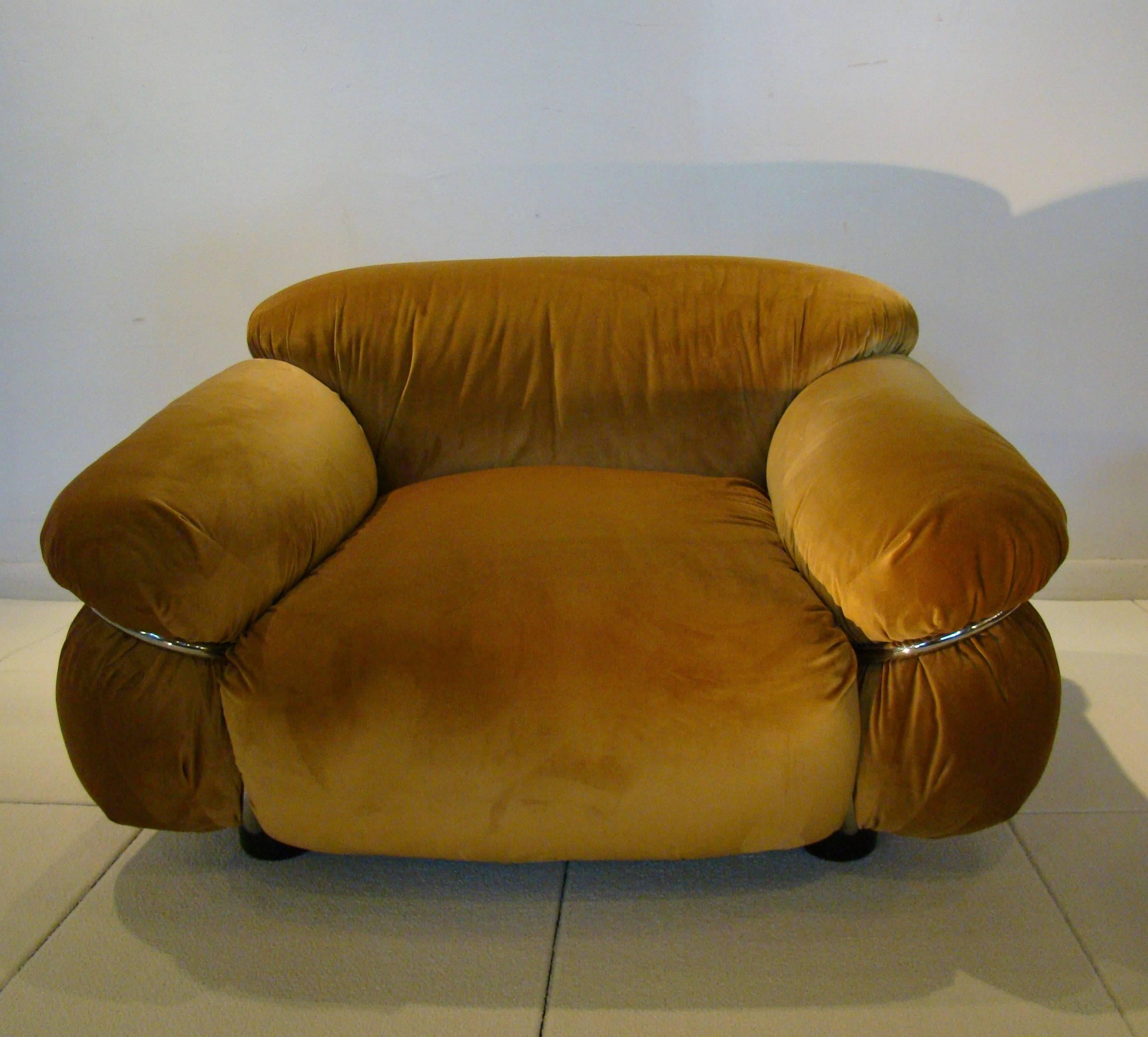 Gianfranco Frattini and Tobia Scarpa Three-Piece Lounge Set for Cassina, Italy In Excellent Condition In Denver, CO