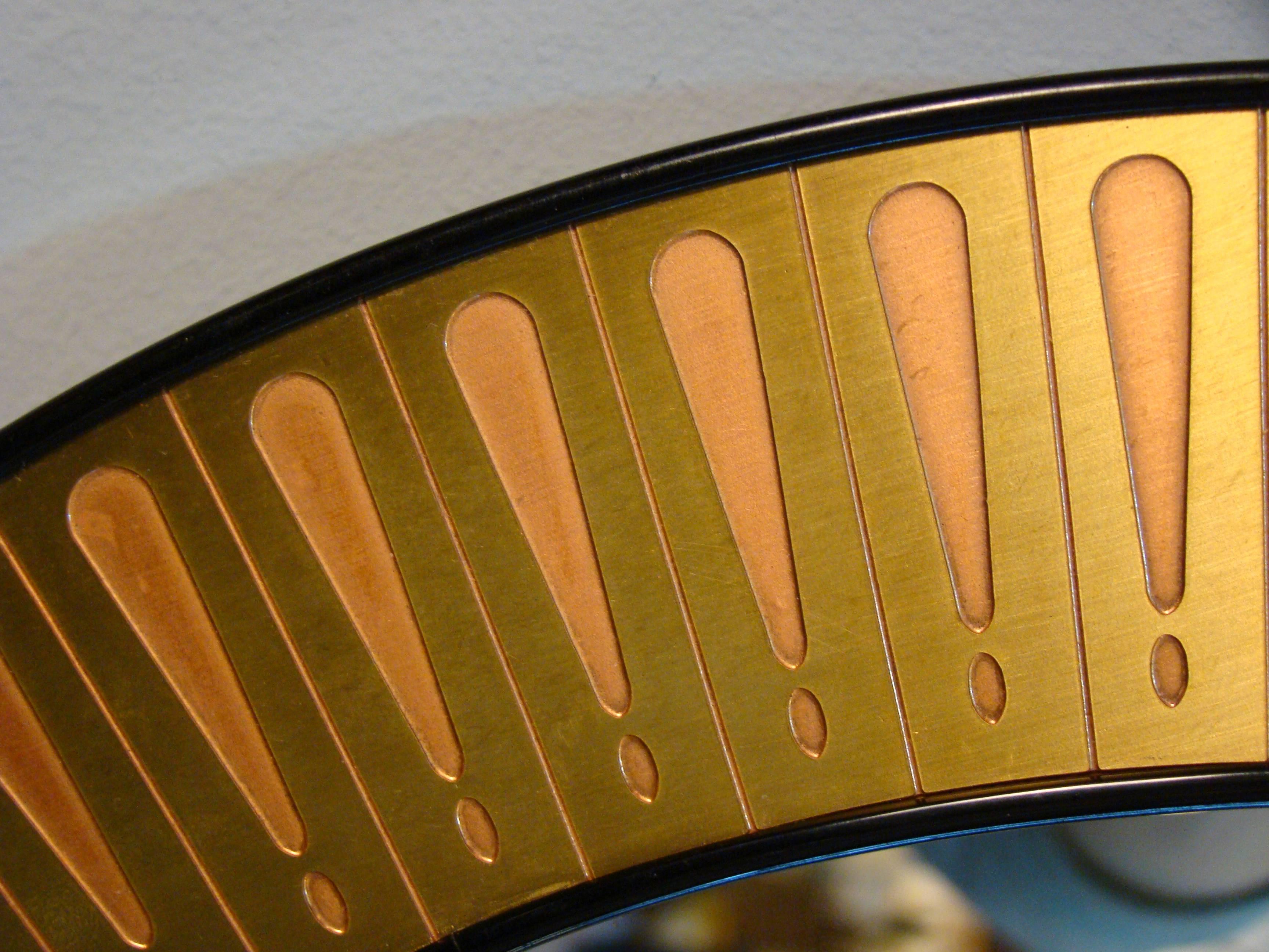 Mid-Century Modern Beautiful Bijan Brass and Copper Etched Oval Wall Mirror For Sale