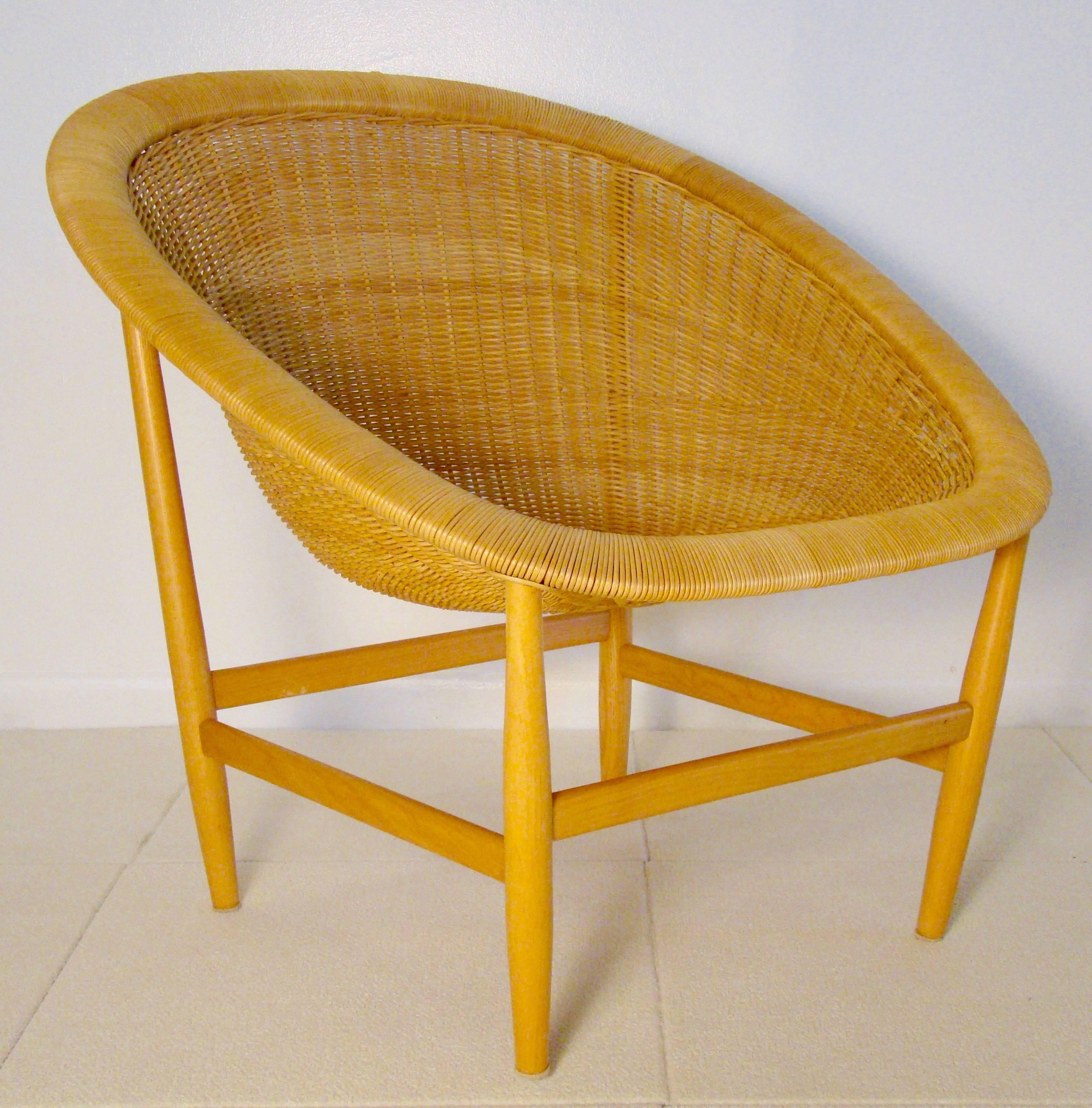 Mid-Century Modern Beautiful Wicker Basket Lounge Chair by Nanna Ditzel