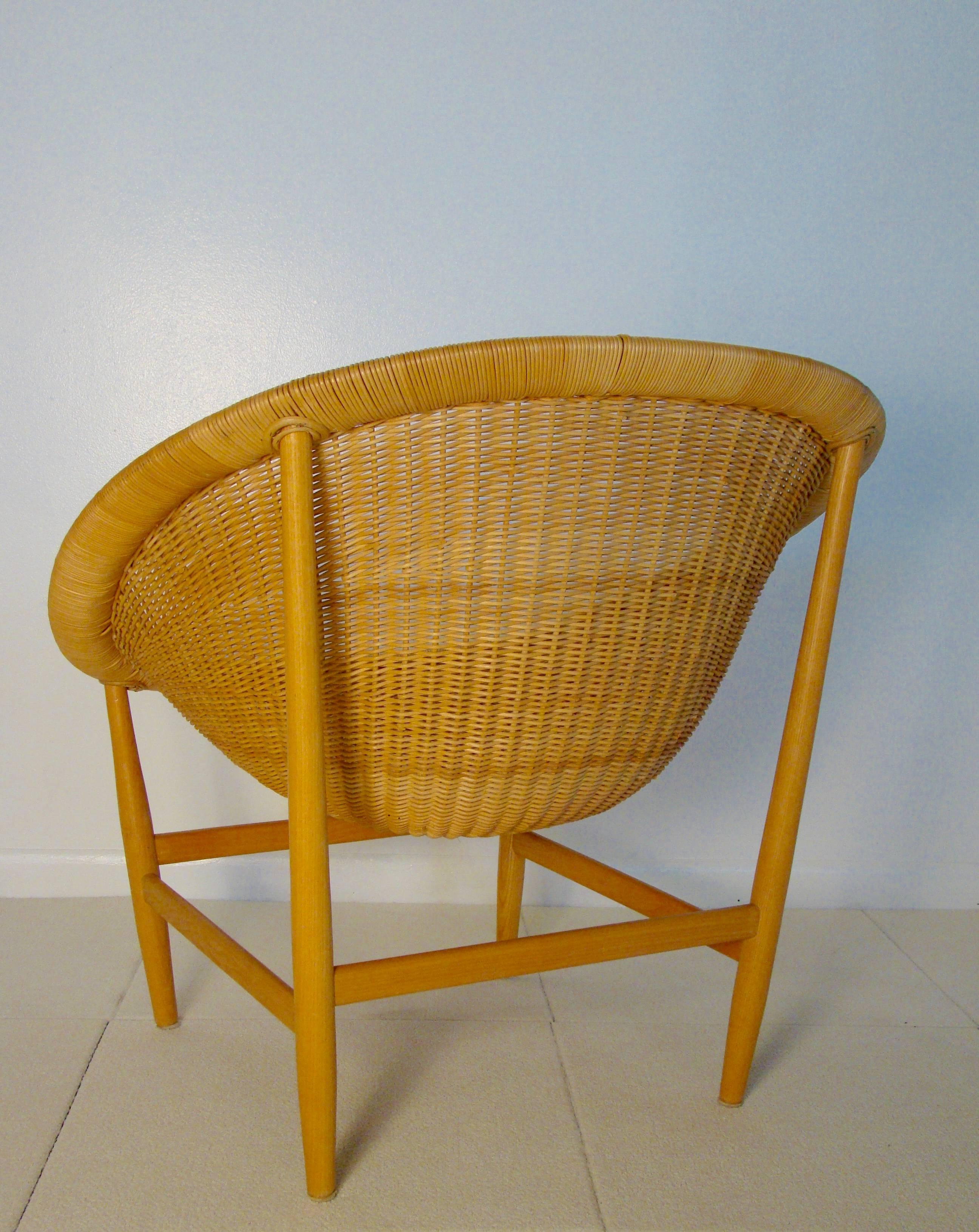 Danish Beautiful Wicker Basket Lounge Chair by Nanna Ditzel
