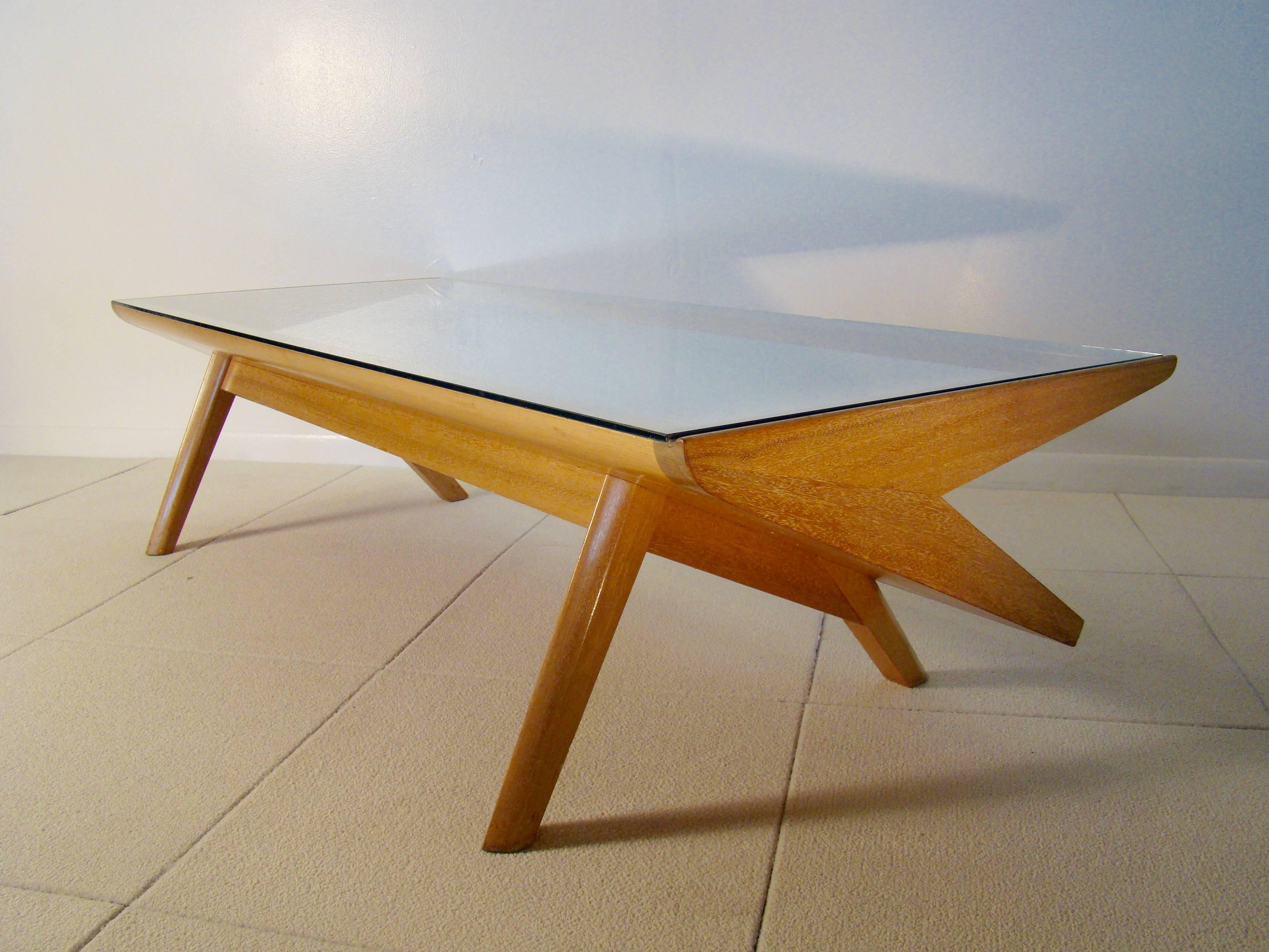 John Keal Design 'Ribbon Mahogany' Display Coffee Table for Brown Saltman, USA In Good Condition In Denver, CO