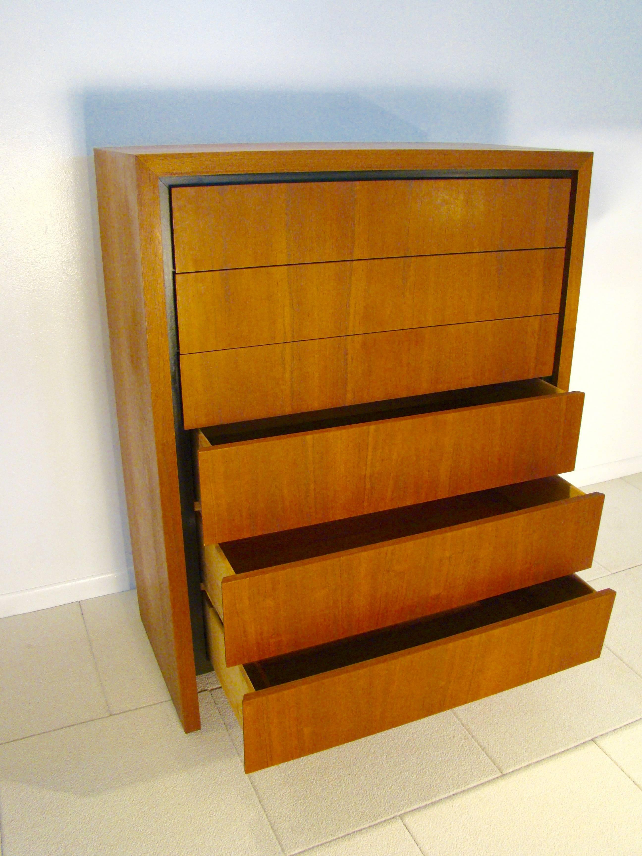 Beautiful six-drawer highboy walnut dresser attributed to Milo Baughman for Dillingham.
