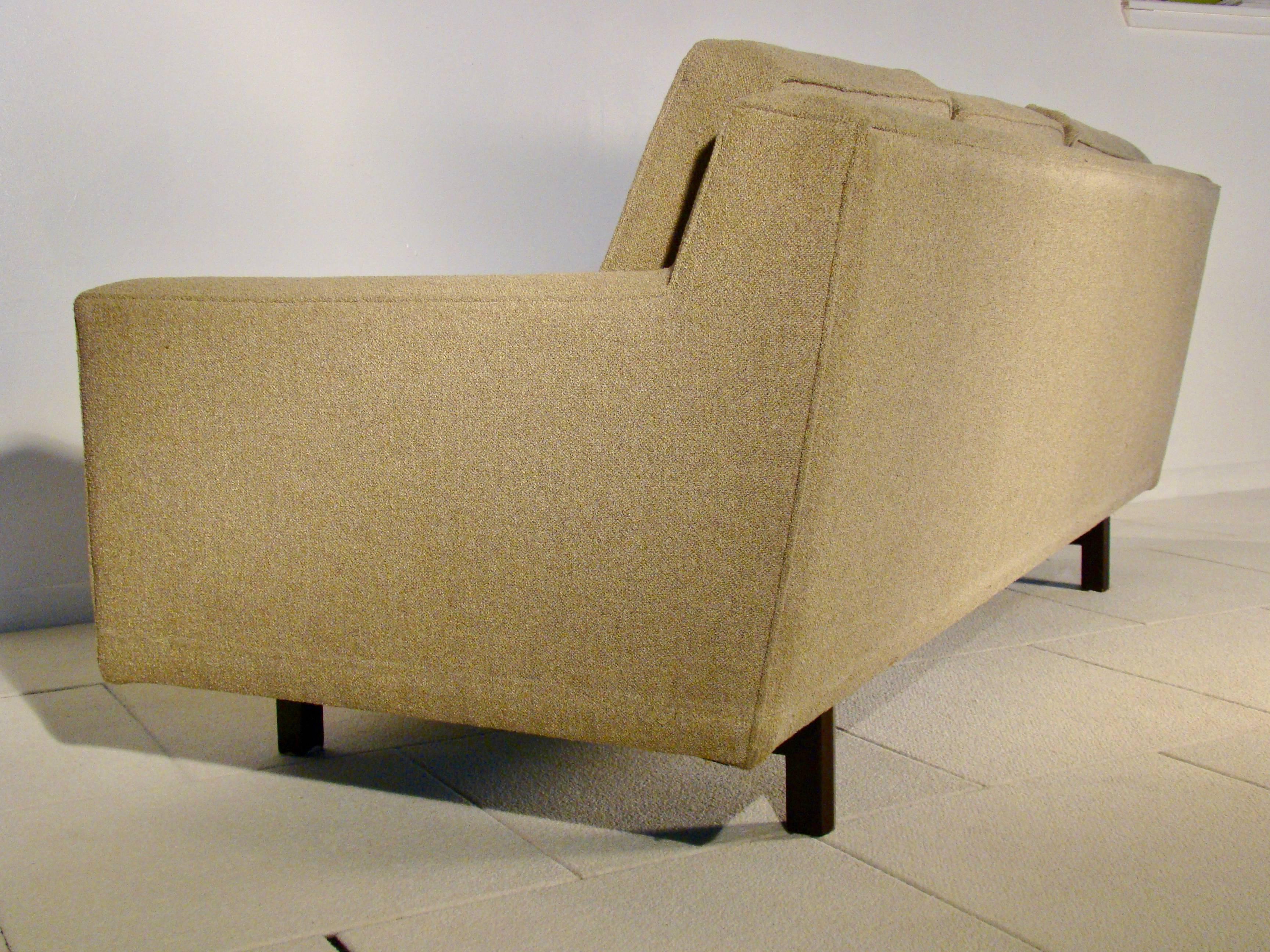 Mid-Century Modern Edward Wormley Design Vintage Three-Seat Sofa for Dunbar Furniture, USA For Sale