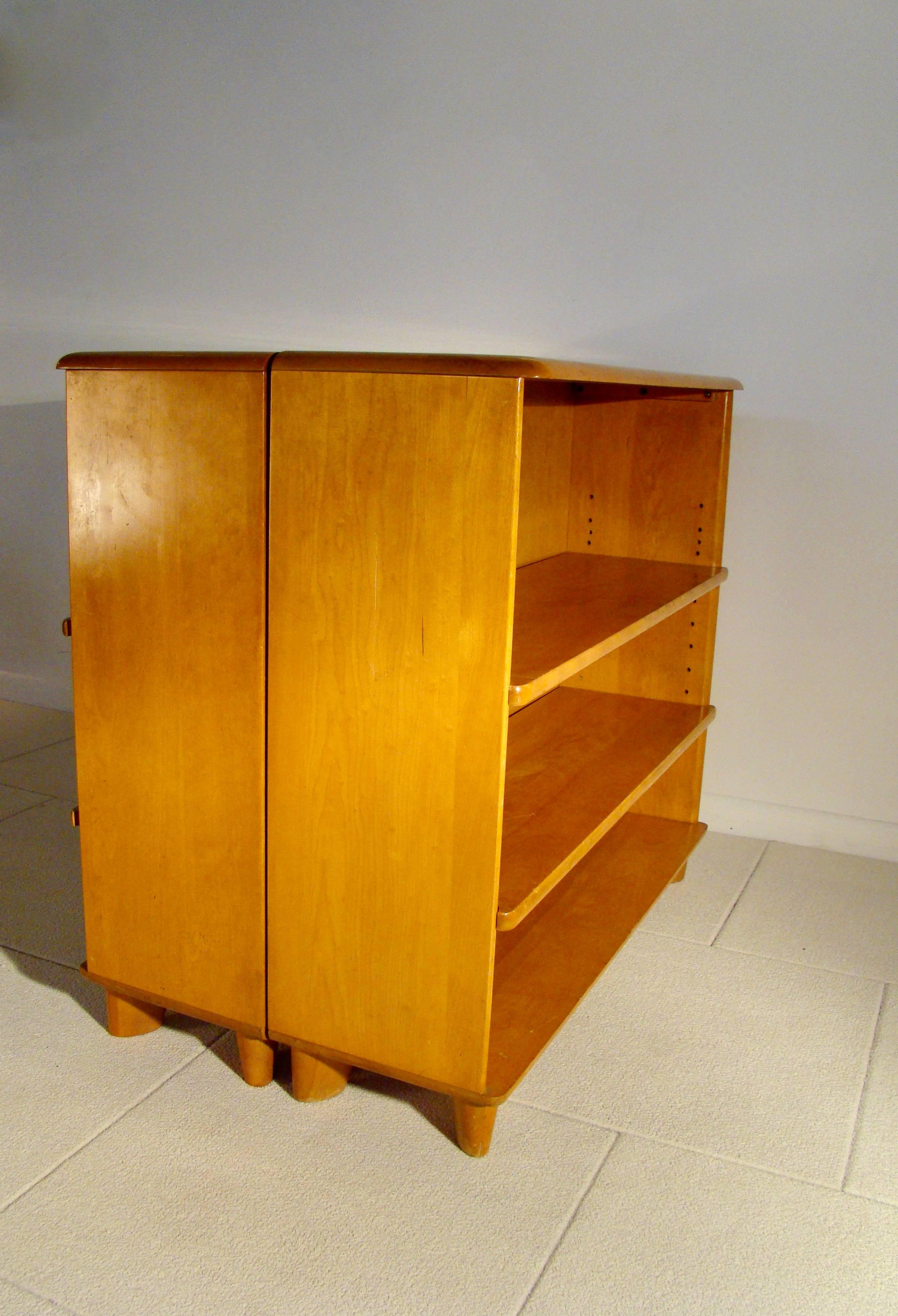 Mid-20th Century Pair of Heywood Wakefield Champagne Bookcases or Cabinets
