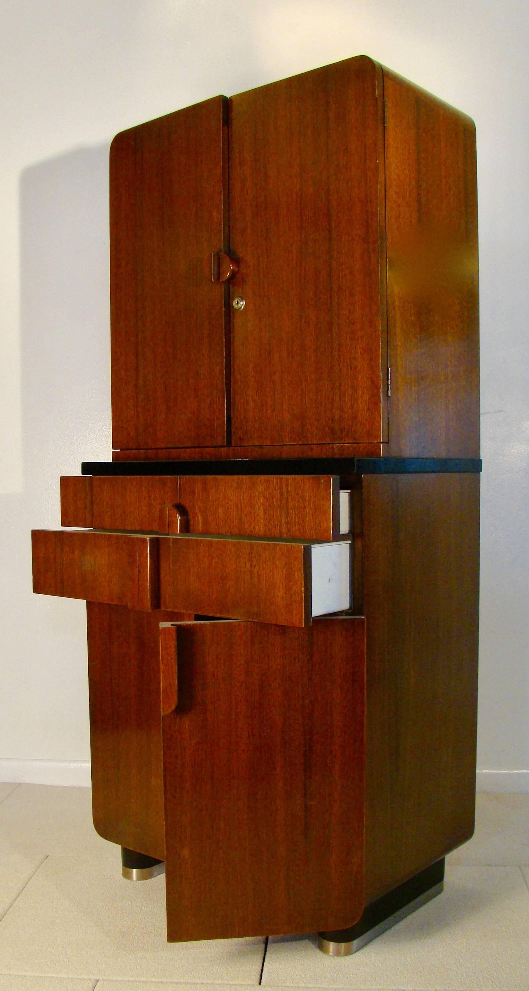 Donald Deskey for Hamilton Art Deco Streamline Cabinet or Bar In Good Condition In Denver, CO