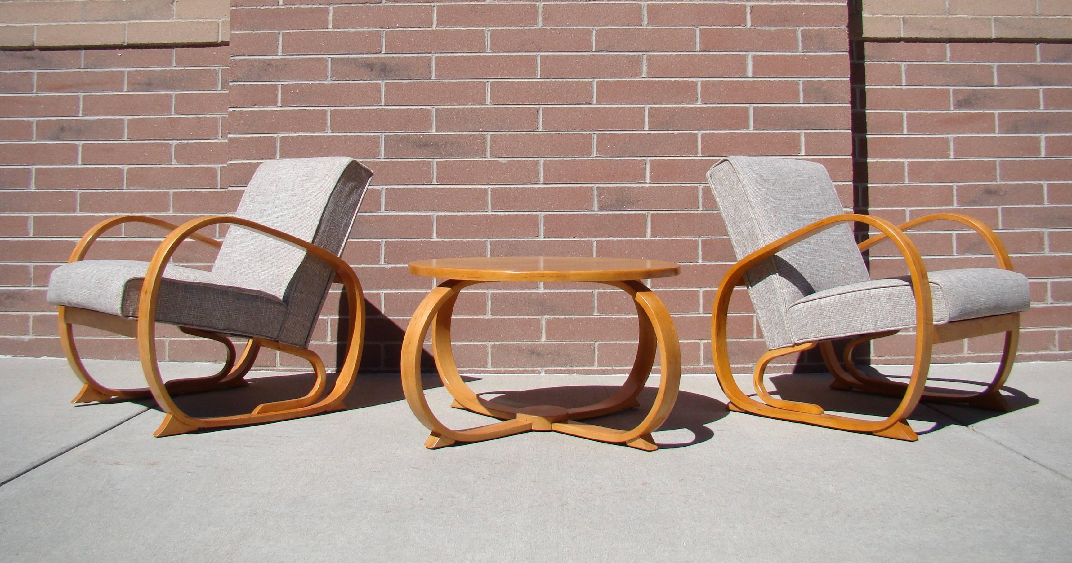 Stunning Pair of Machine Age Streamline Bentwood Lounge Chairs by Thonet 3
