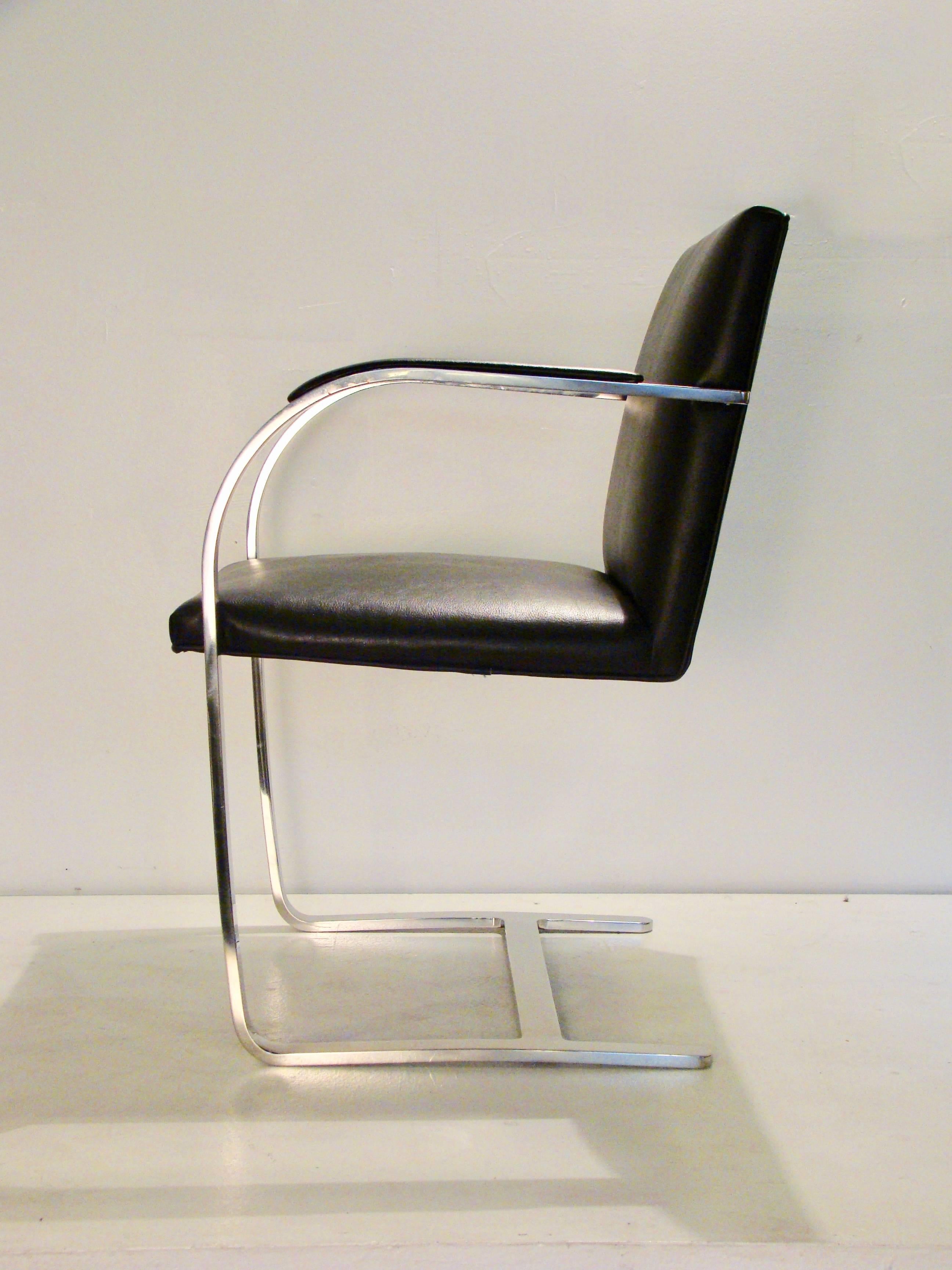 Mid-Century Modern Leather and Stainless Steel Brno Chairs attributed to Knoll For Sale