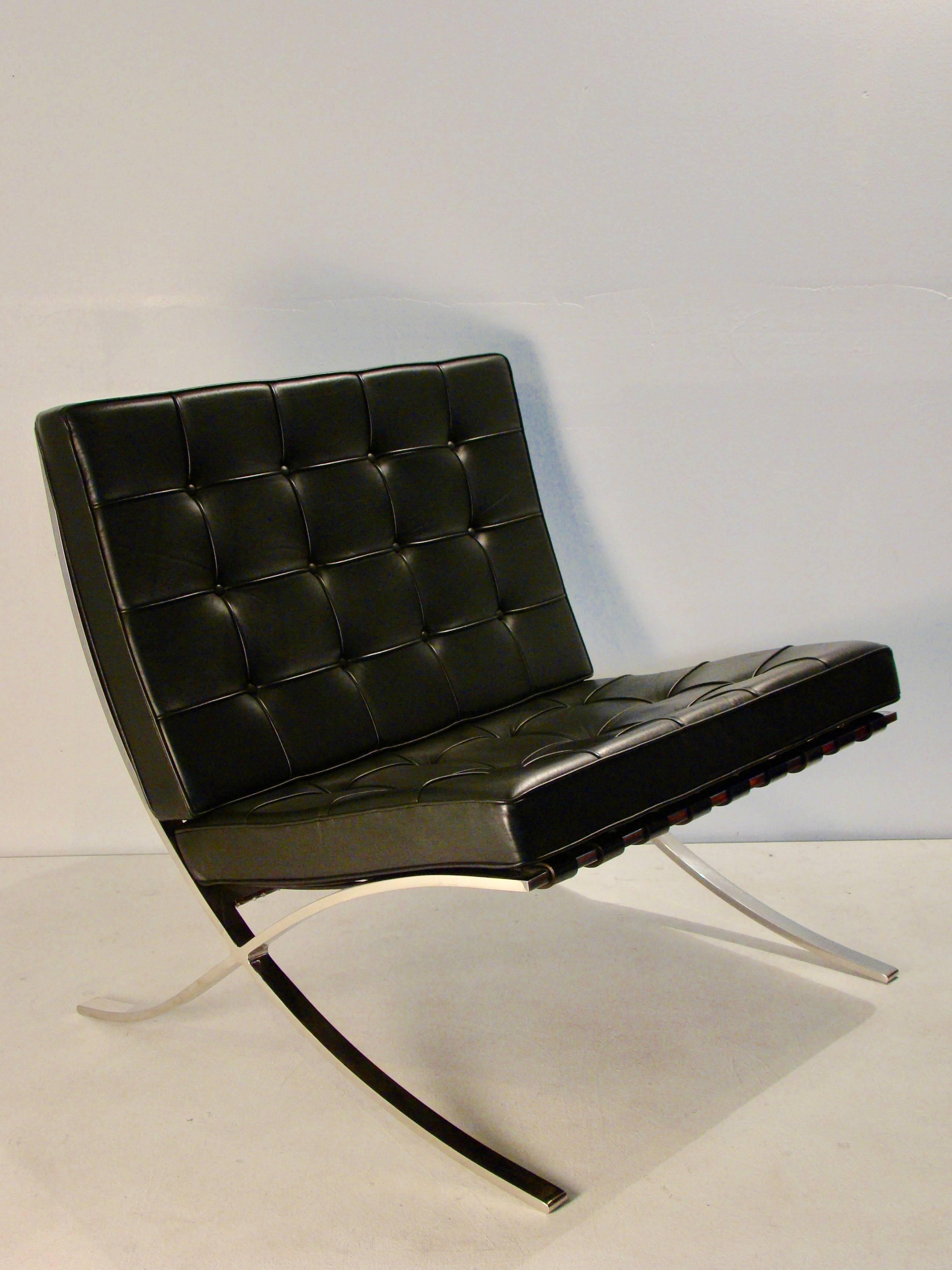 Mies Van Der Rohe for Knoll Pair of Barcelona Chairs, circa 1970s 1