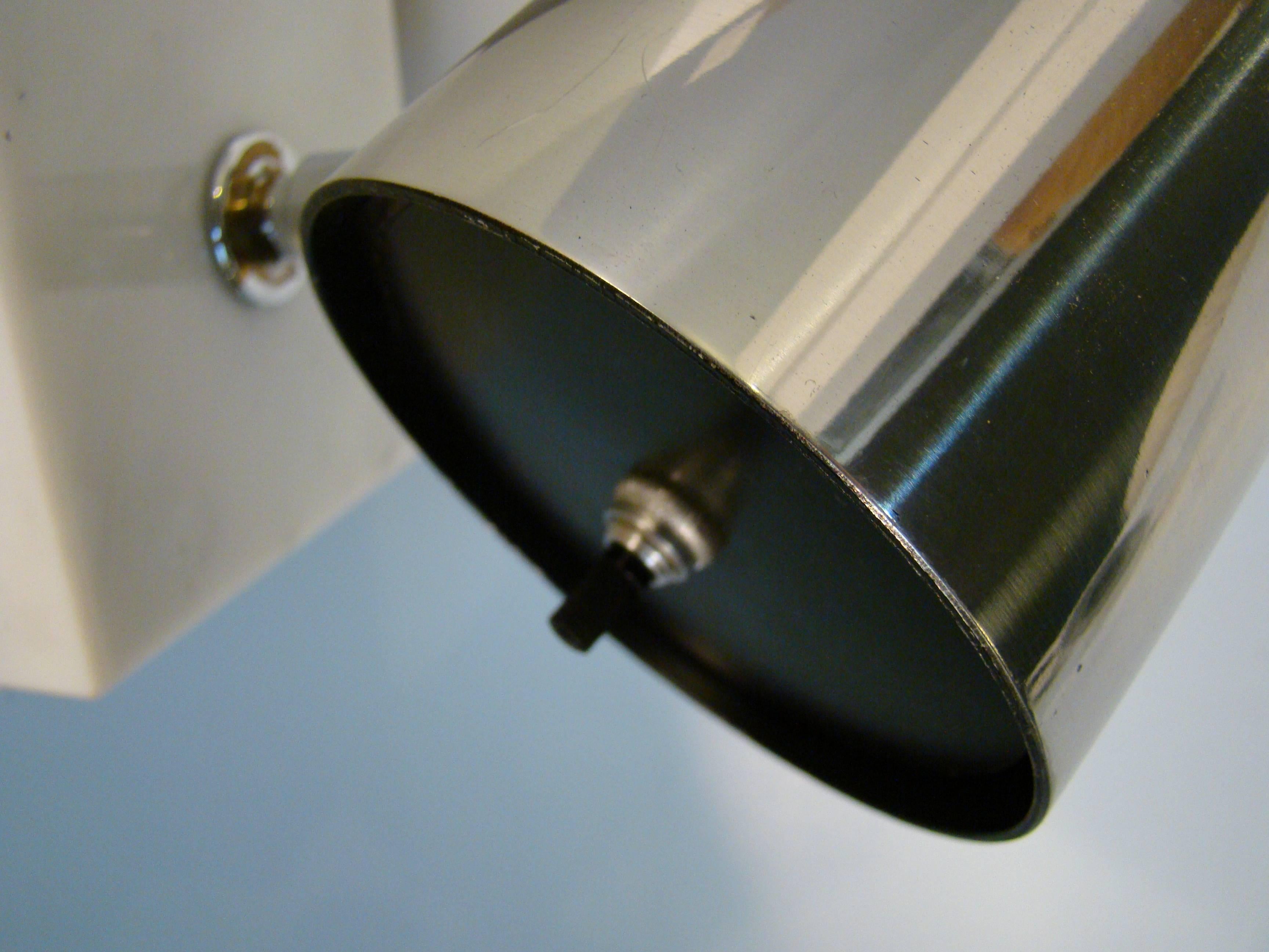 Mid-Century Modern Koch and Lowy Chrome and Marble Pivoting Table Lamp, circa 1970s For Sale
