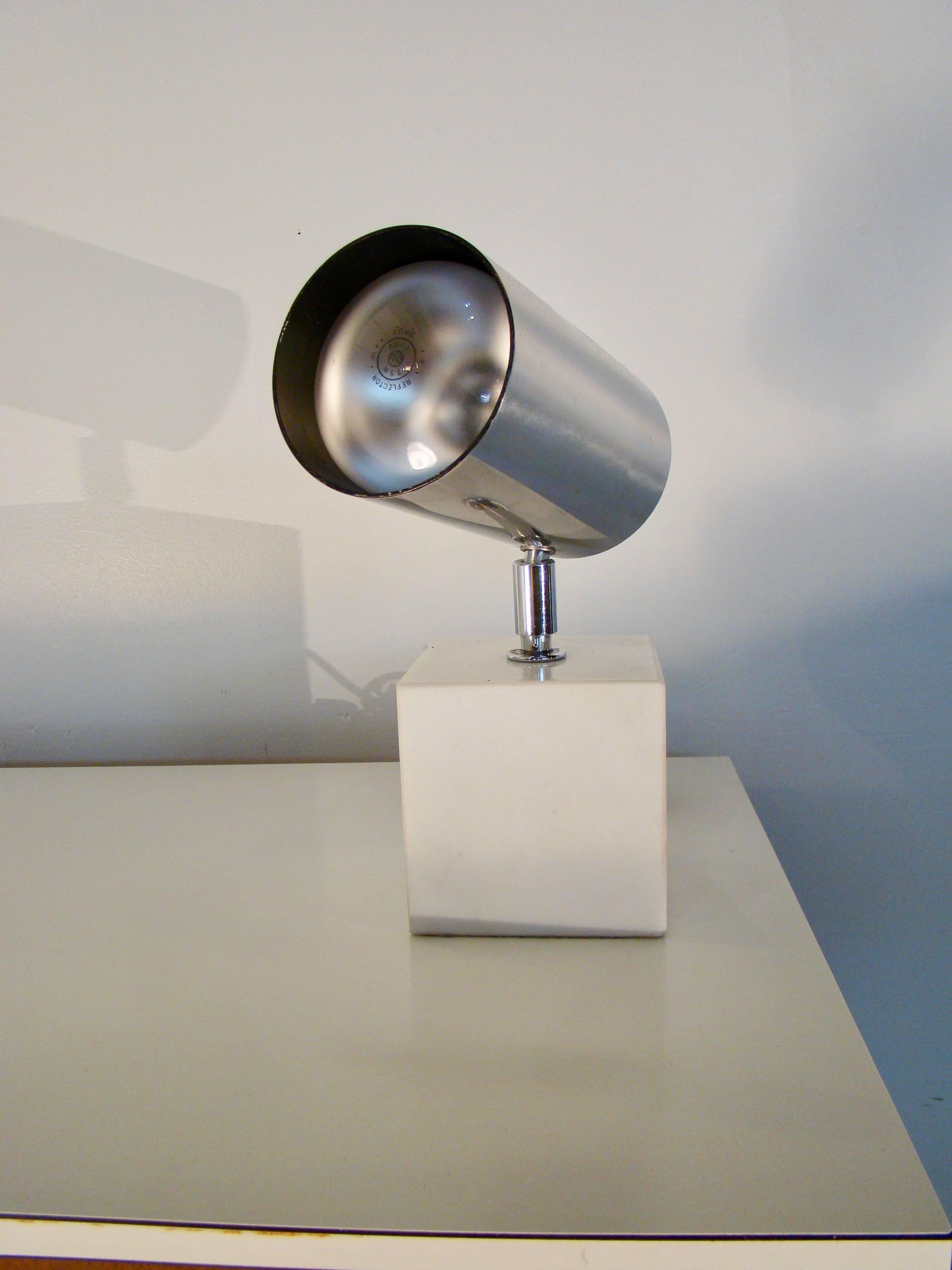 Koch and Lowy Chrome and Marble Pivoting Table Lamp, circa 1970s In Excellent Condition For Sale In Denver, CO
