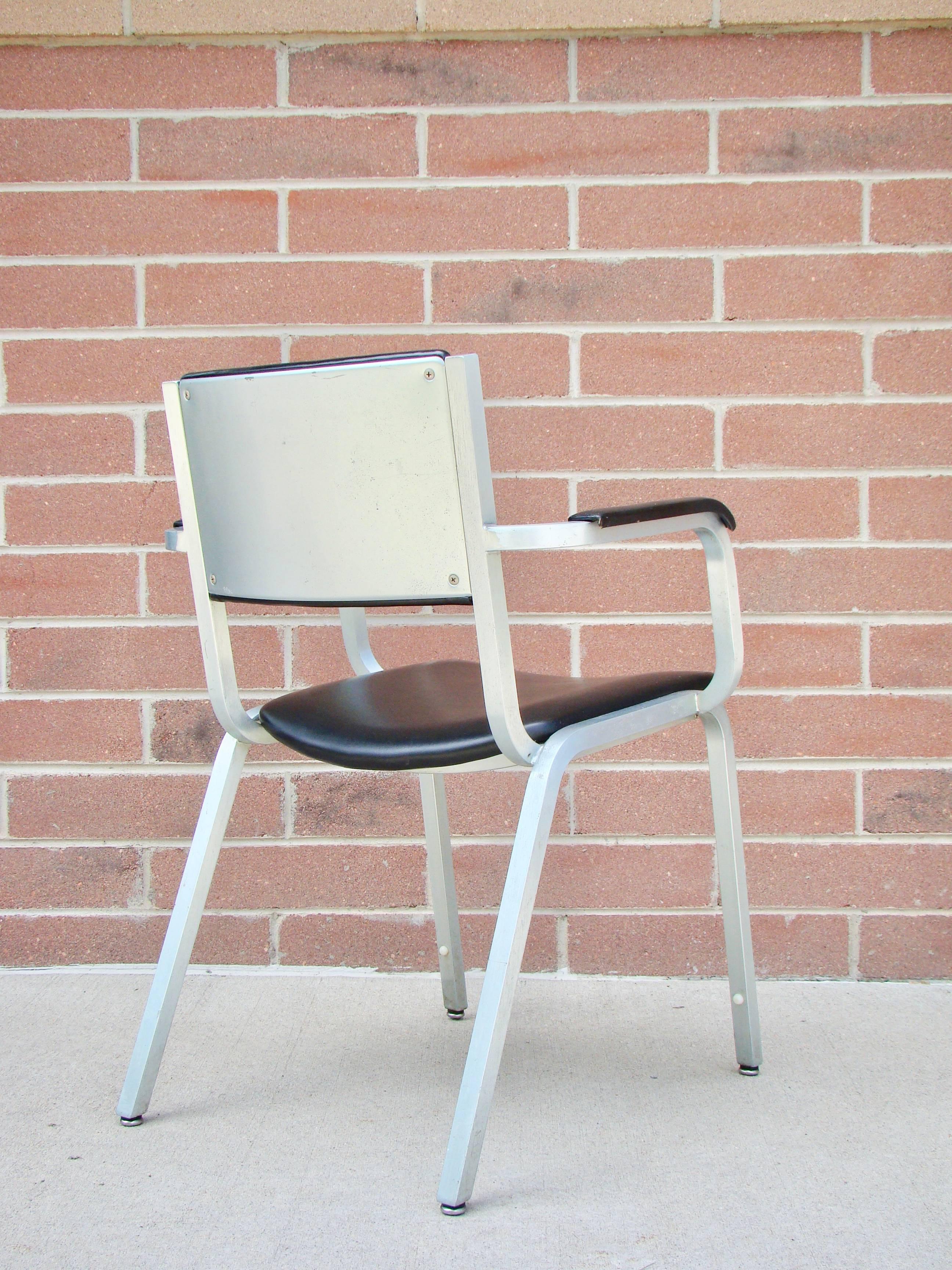 Industrial Aluminium Machine Age Armchair by Steelcase, circa 1950s For Sale 1