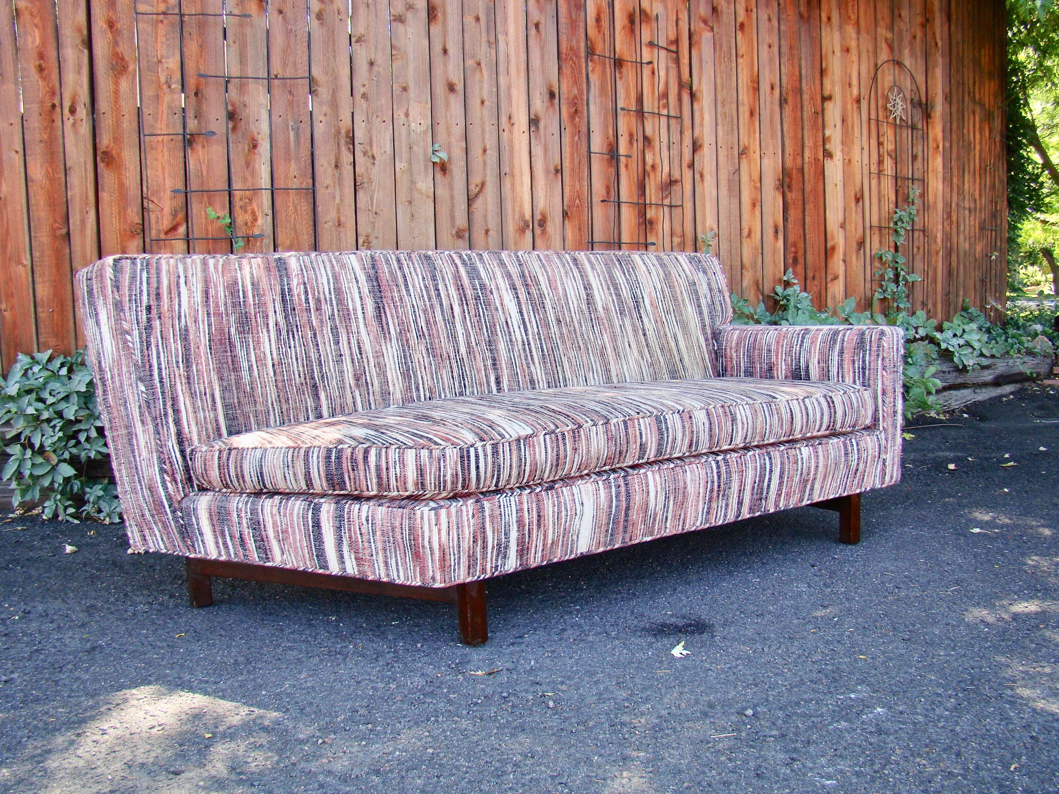 Edward Wormley for Dunbar '45-Degree' Sectional Sofa In Good Condition For Sale In Denver, CO