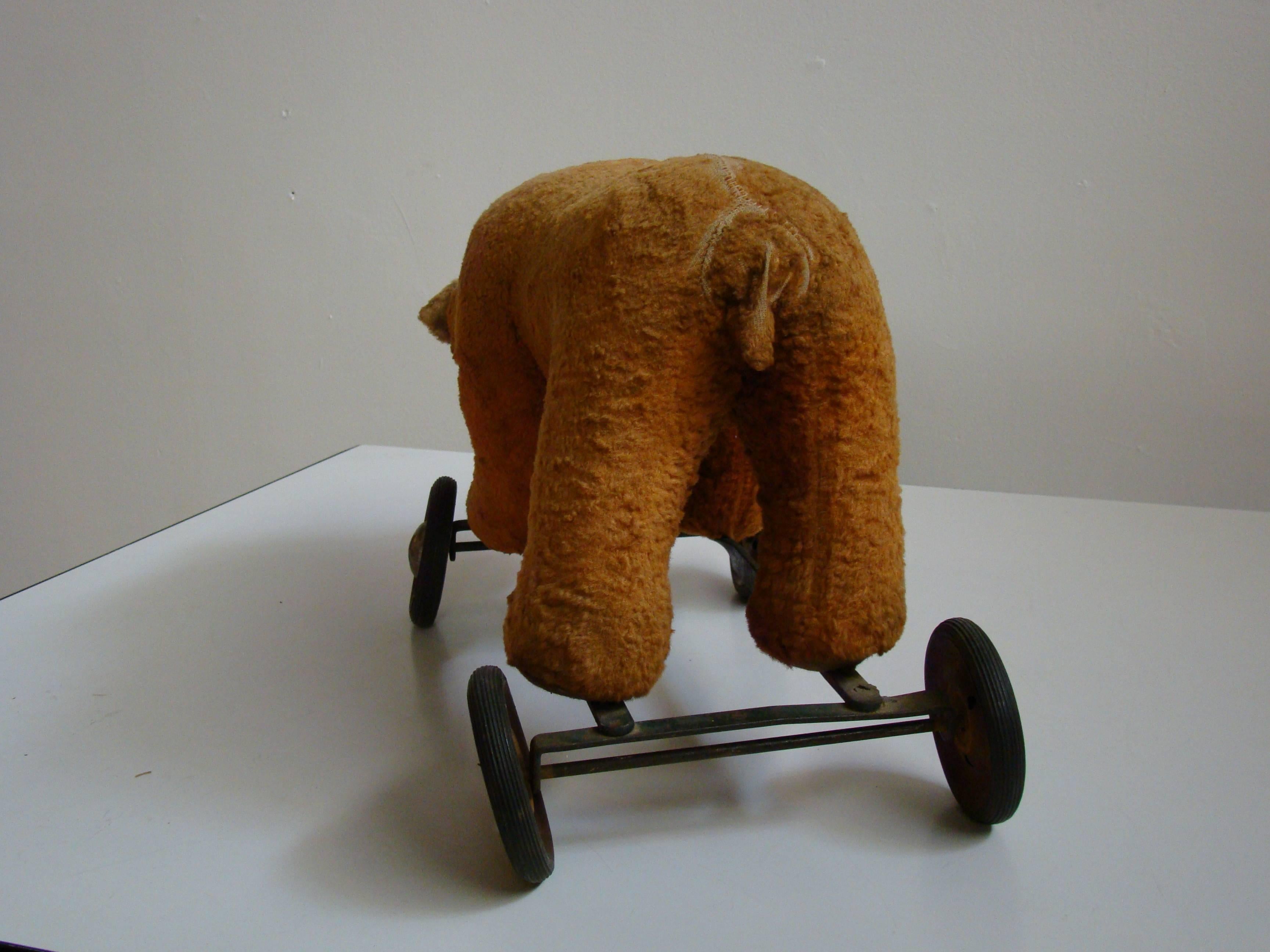 Early 20th Century Americana Folk Art Bear on Wheels Child's Toy For Sale 1