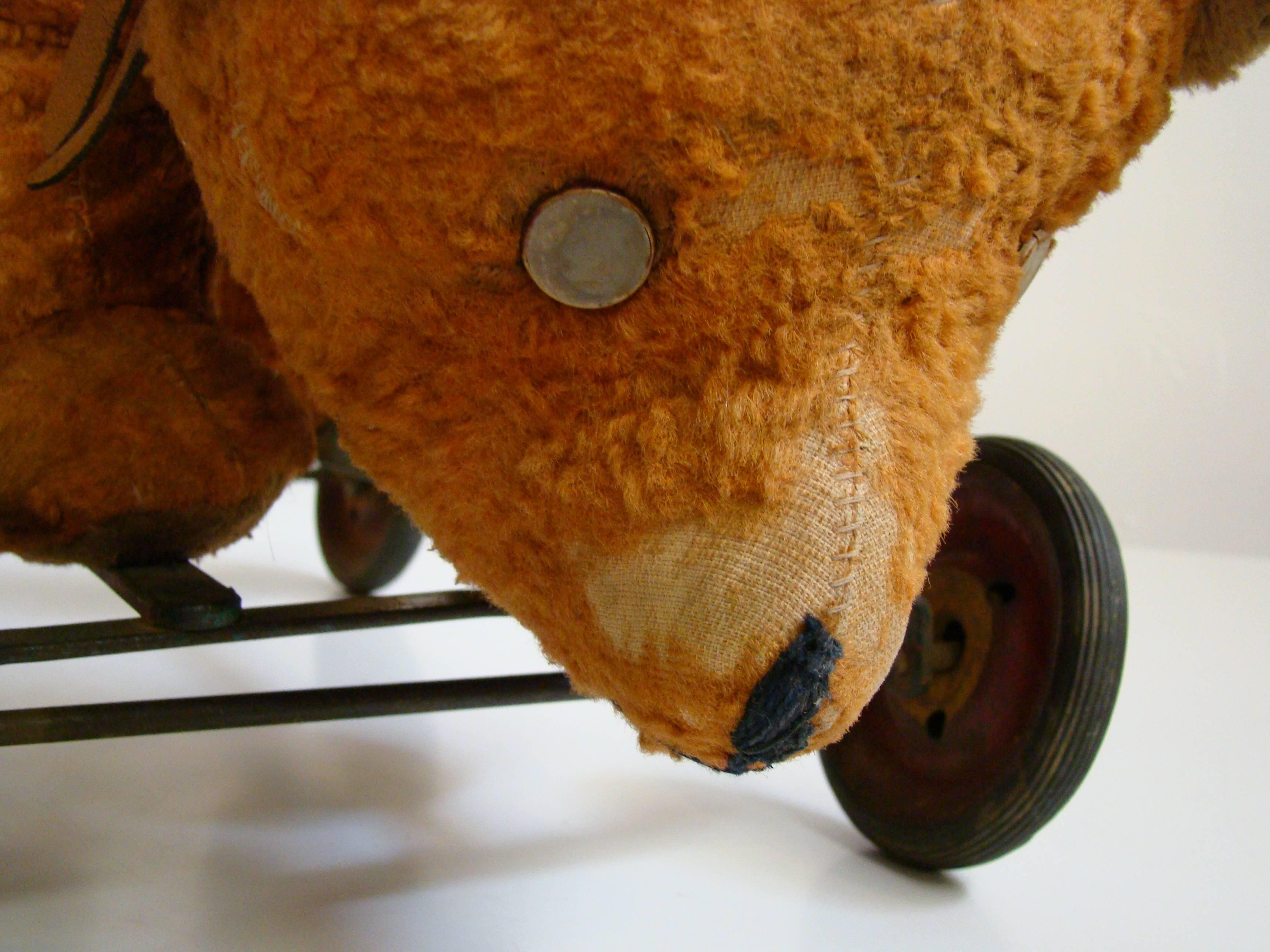 Early 20th Century Americana Folk Art Bear on Wheels Child's Toy For Sale 2