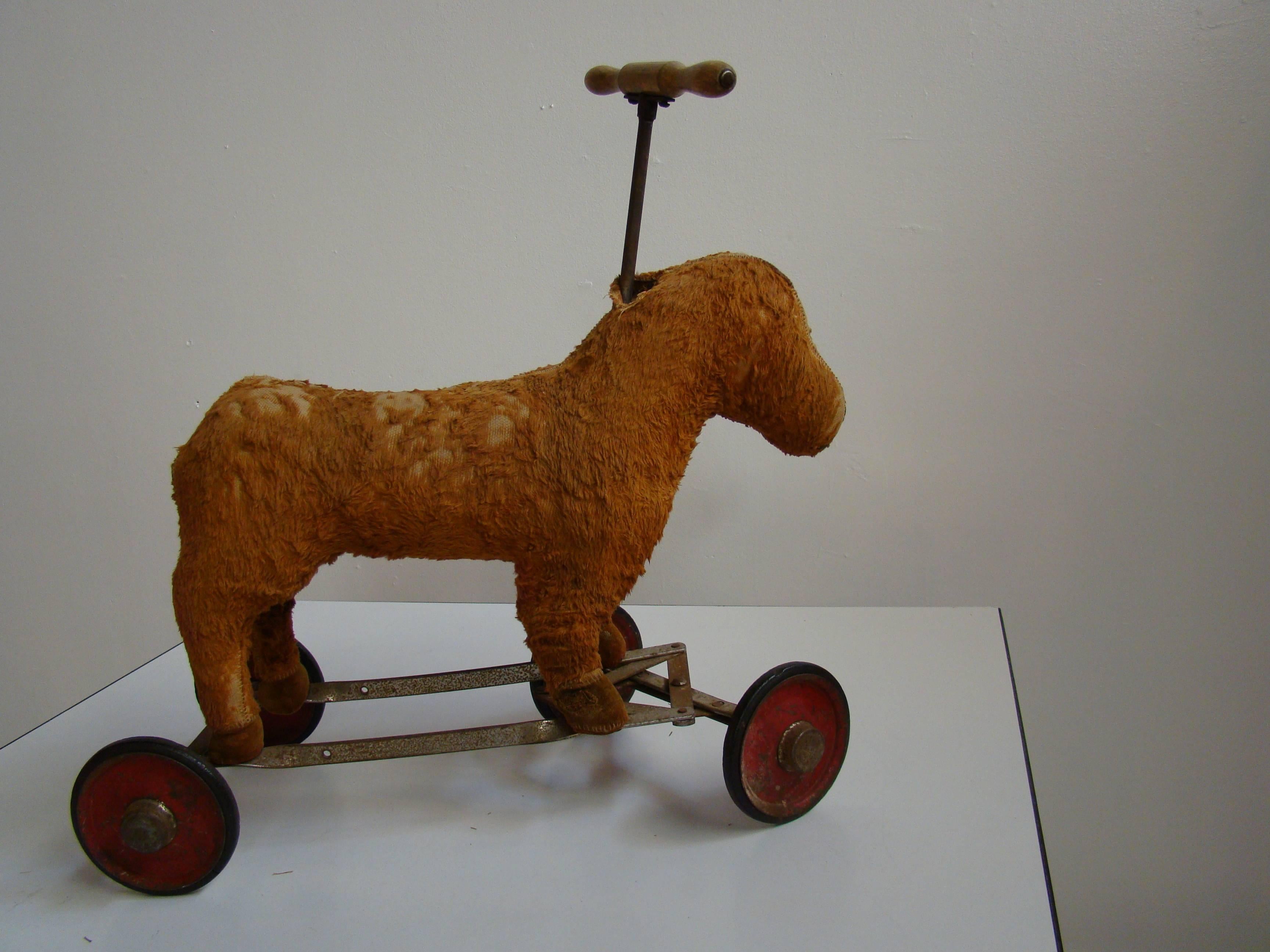 Early 20th Century Folk Art Americana Horse Child's Pull Toy For Sale 2