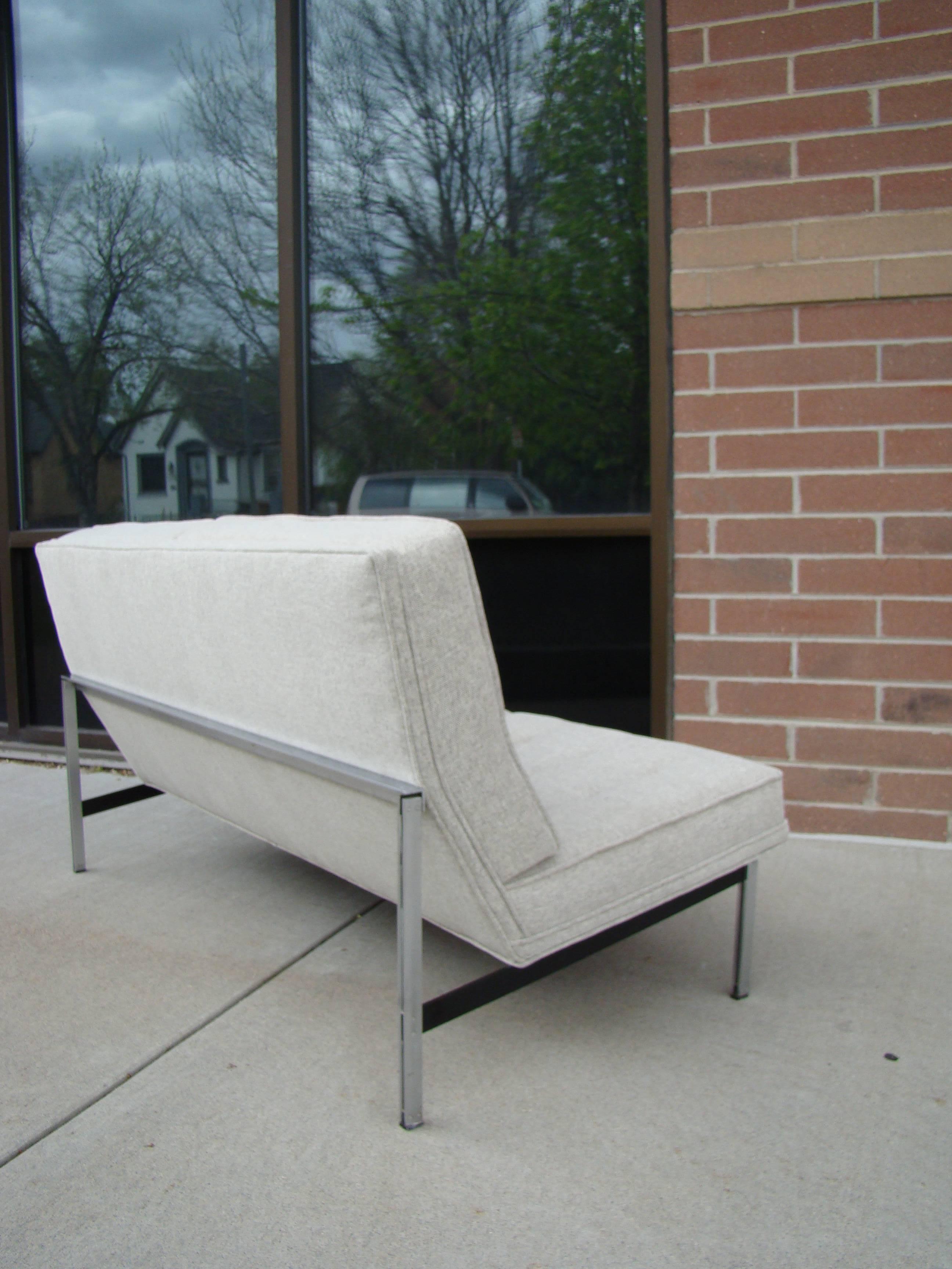 Mid-Century Modern Florence Knoll 'Parallel Bar' Two-Seat Armless Sofa for Knoll Associates 'USA'