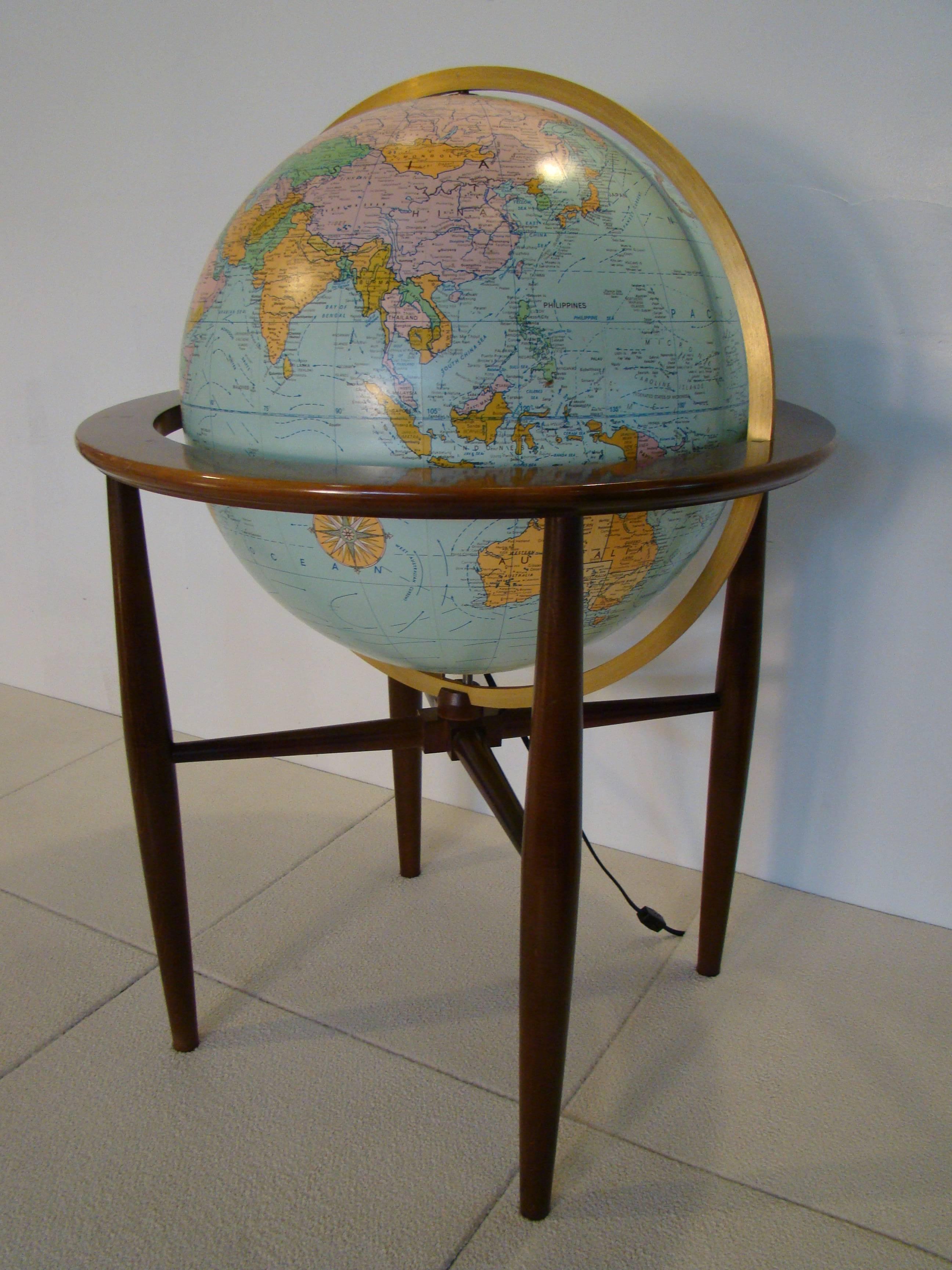 American Modernist Replogle Illuminated World Globe on Walnut Stand, circa 1960s