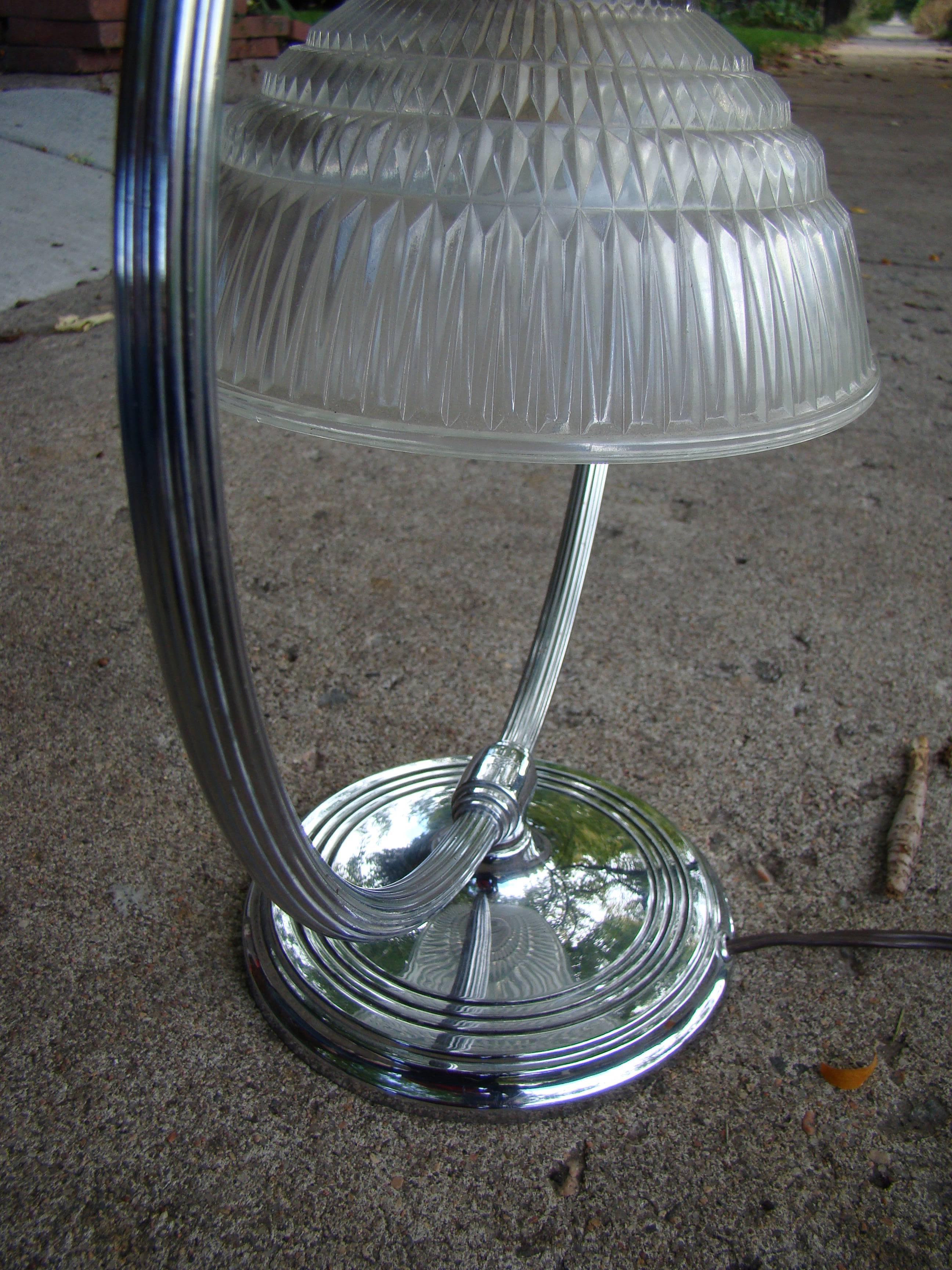 American Art Deco Machine Age Chrome and Glass Circular Table Lamp by Chase For Sale