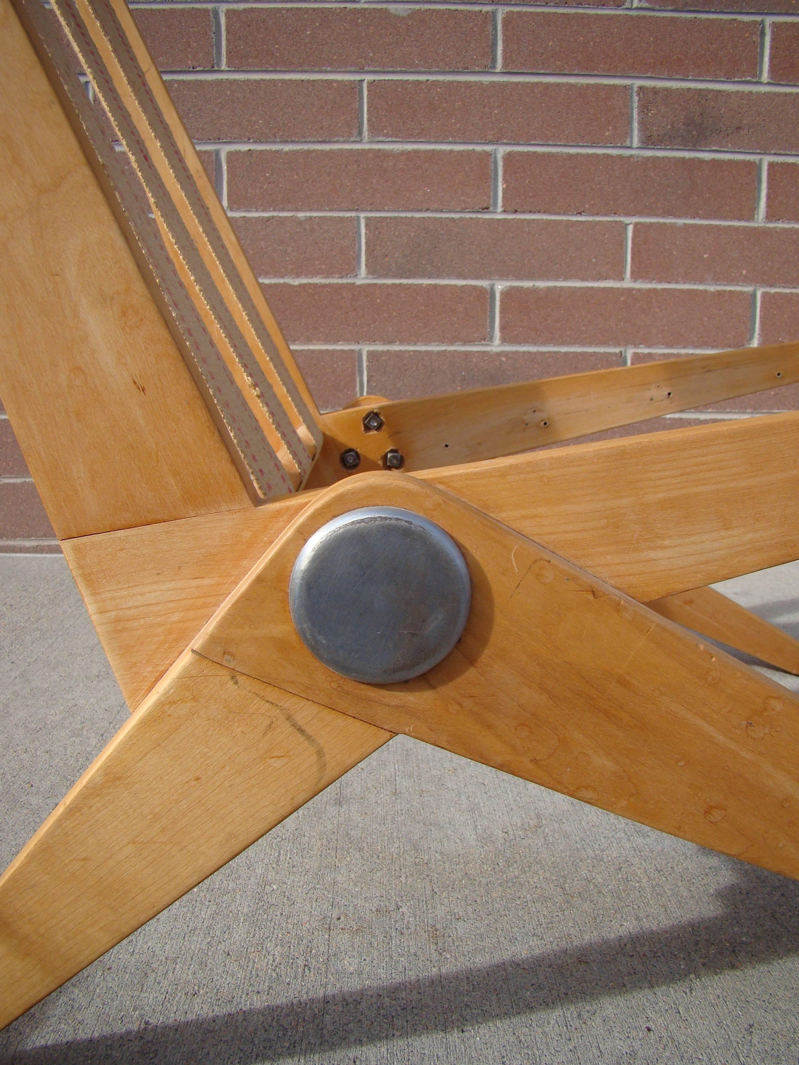 Pierre Jeanneret 'Scissor Chair' for Knoll International, USA In Good Condition For Sale In Denver, CO