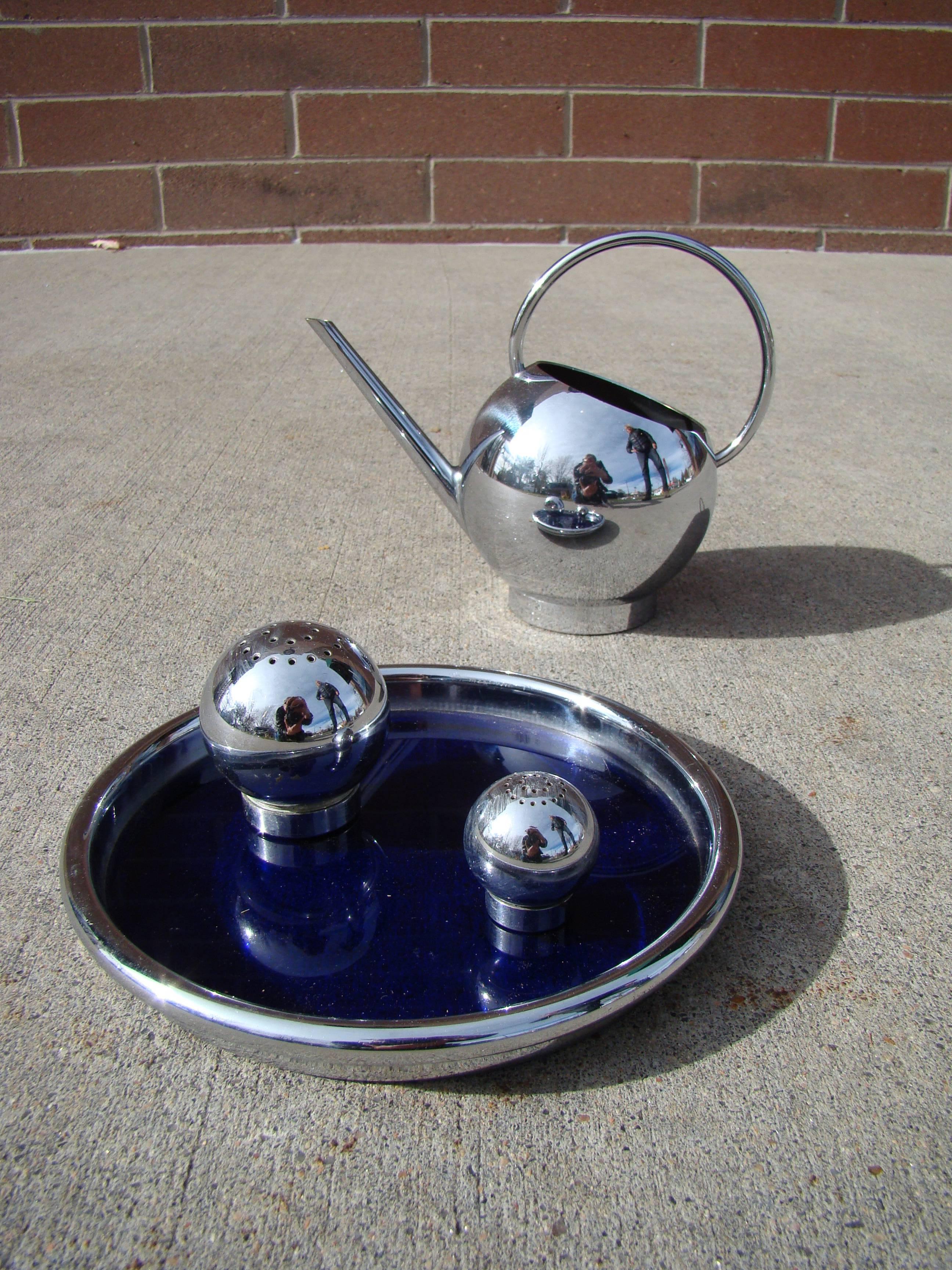 American Russel Wright for Chase Art Deco Chrome, Glass Pancake and Corn Set, circa 1930s For Sale