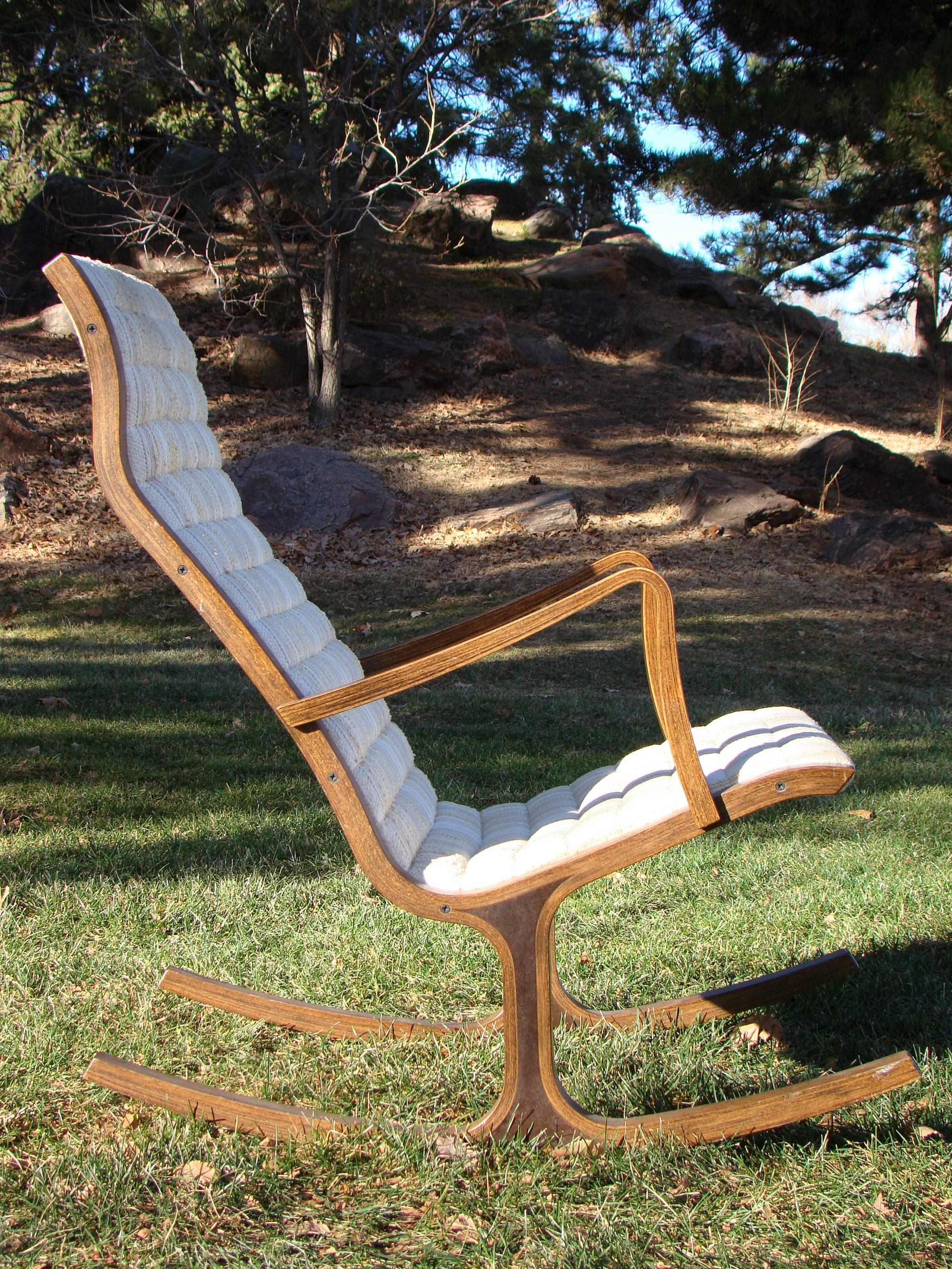 Sculptural Japanese Heron rocking chair, circa 1960s. In original upholstery. Marked on the underside with sticker.