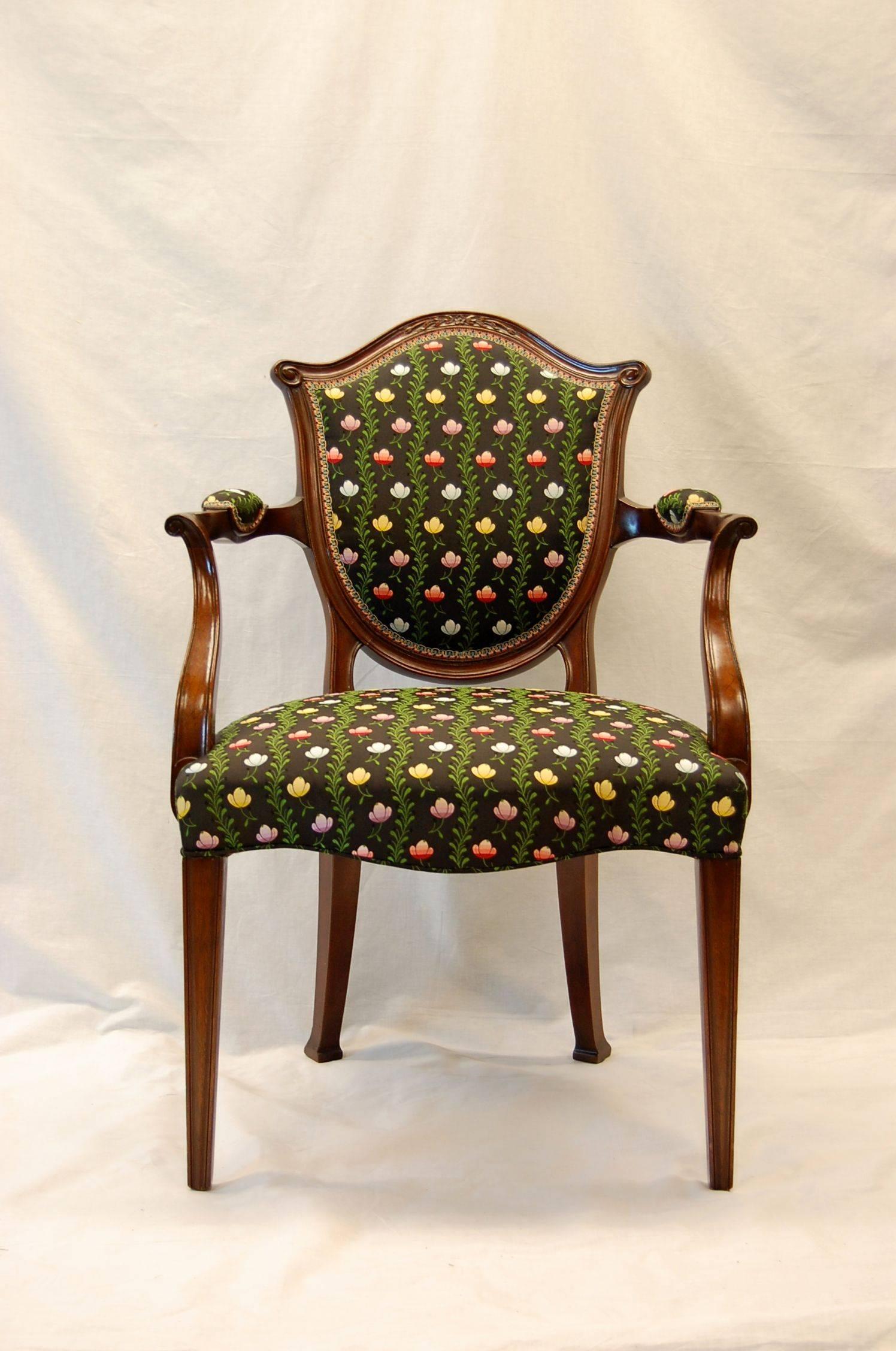 Mid-20th Century Hepplewhite Style Mahogany Open-Arm Chair Covered in Silk Brocade For Sale