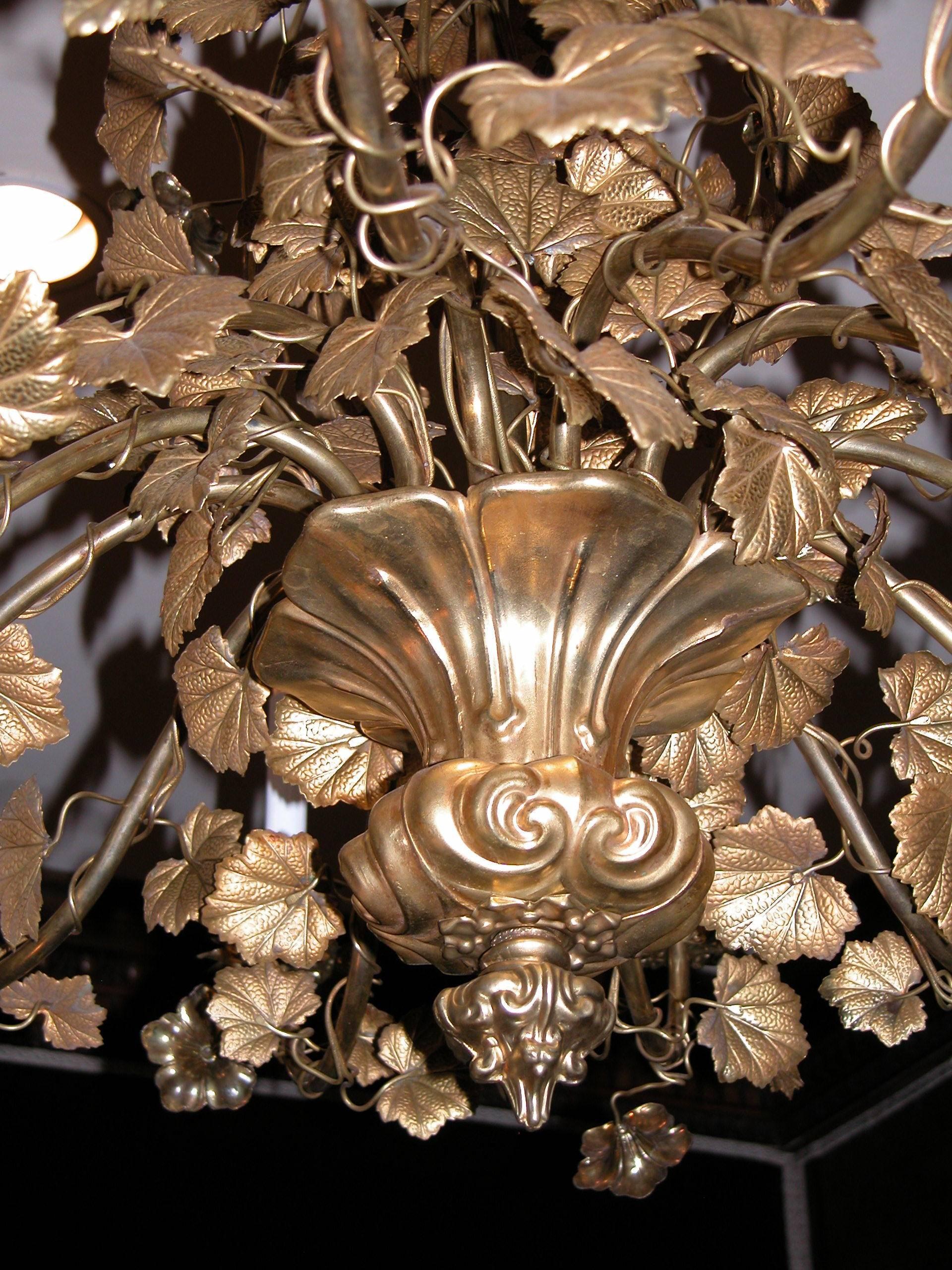 Early Victorian 19th Century Gilded Brass Twelve-Light Chandelier of Nasturtium Flowers & Leaves