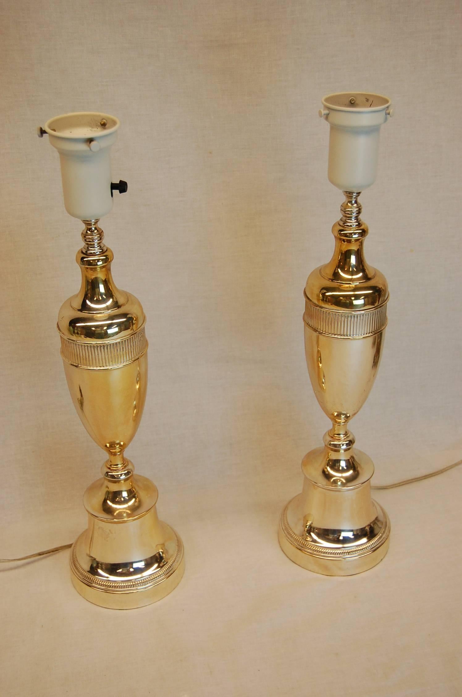 Pair of Art Deco Period Silver Plated Urn Lamps, circa 1940s In Good Condition For Sale In Pittsburgh, PA