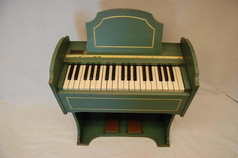 Childs Pump Organ circa 1940 by the Estey Organ Corporation at 1stDibs