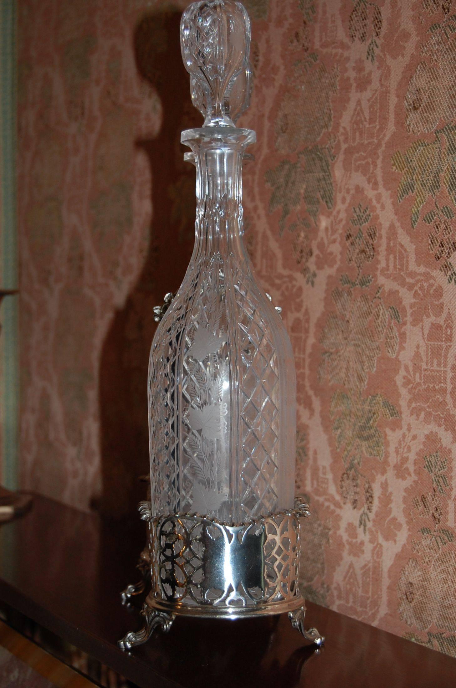 Hand-Crafted Elkington Victorian Silver Plate 2 Bottle Decanter Stand Tantalus, circa 1850 For Sale